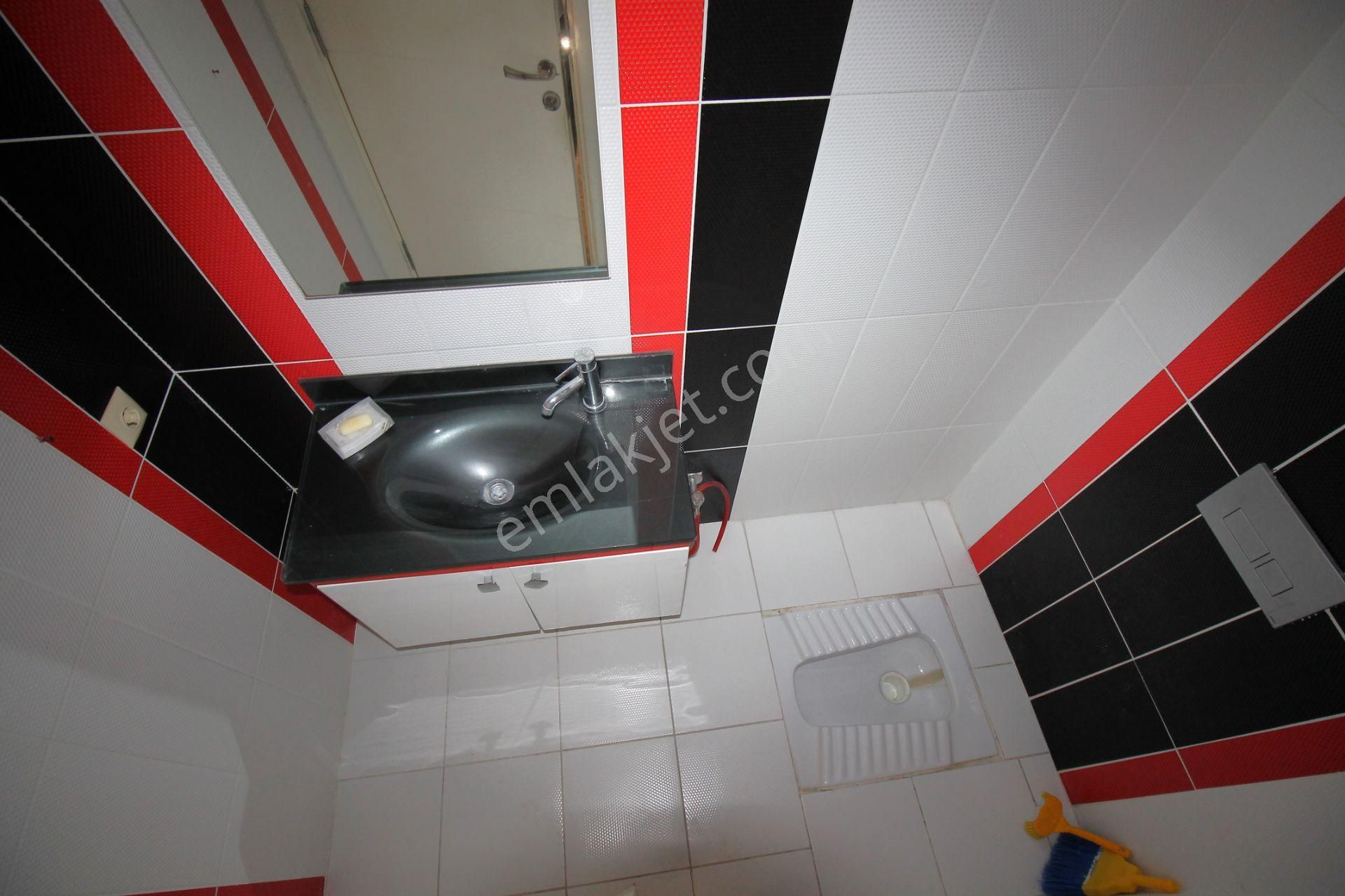 Retro’dan Üniversite Caddesinde Site İçi Geniş B.mutfak Kiralık 3+1 - Görsel 10
