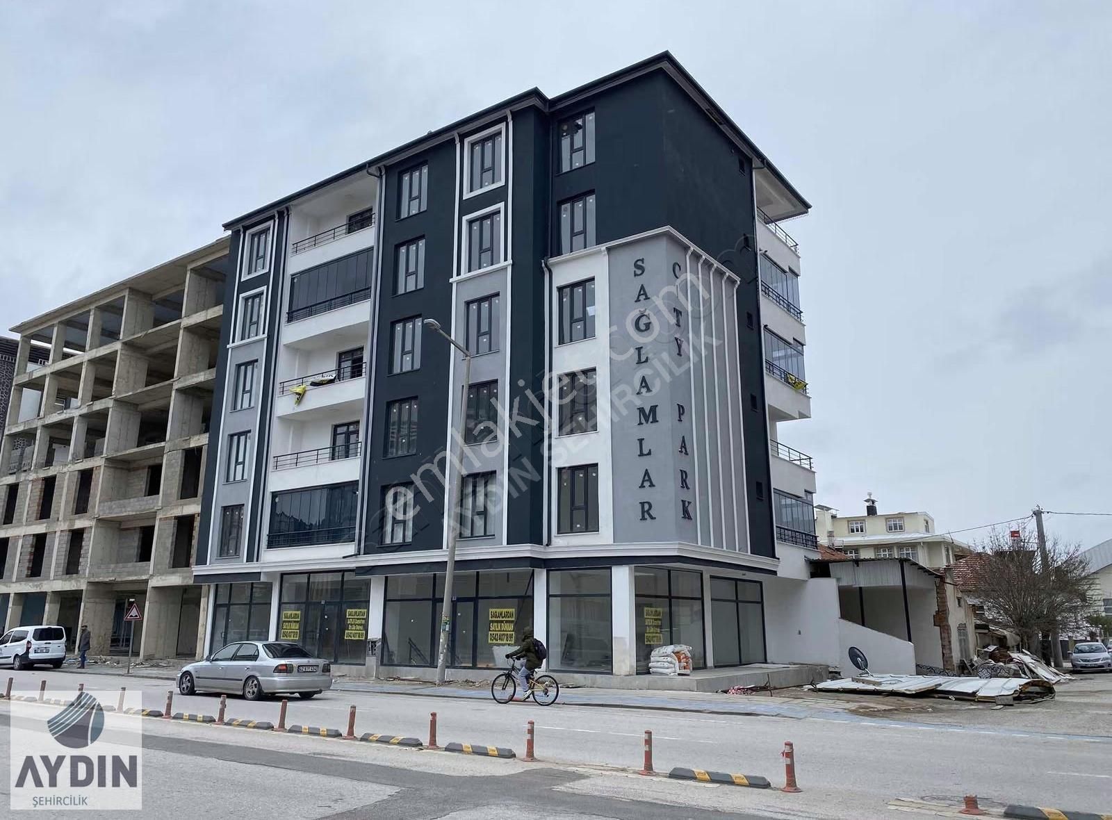 Aydın Satıyordan Ana Yola Cephe Harika 240m2 Cadde Cephe Dükkan