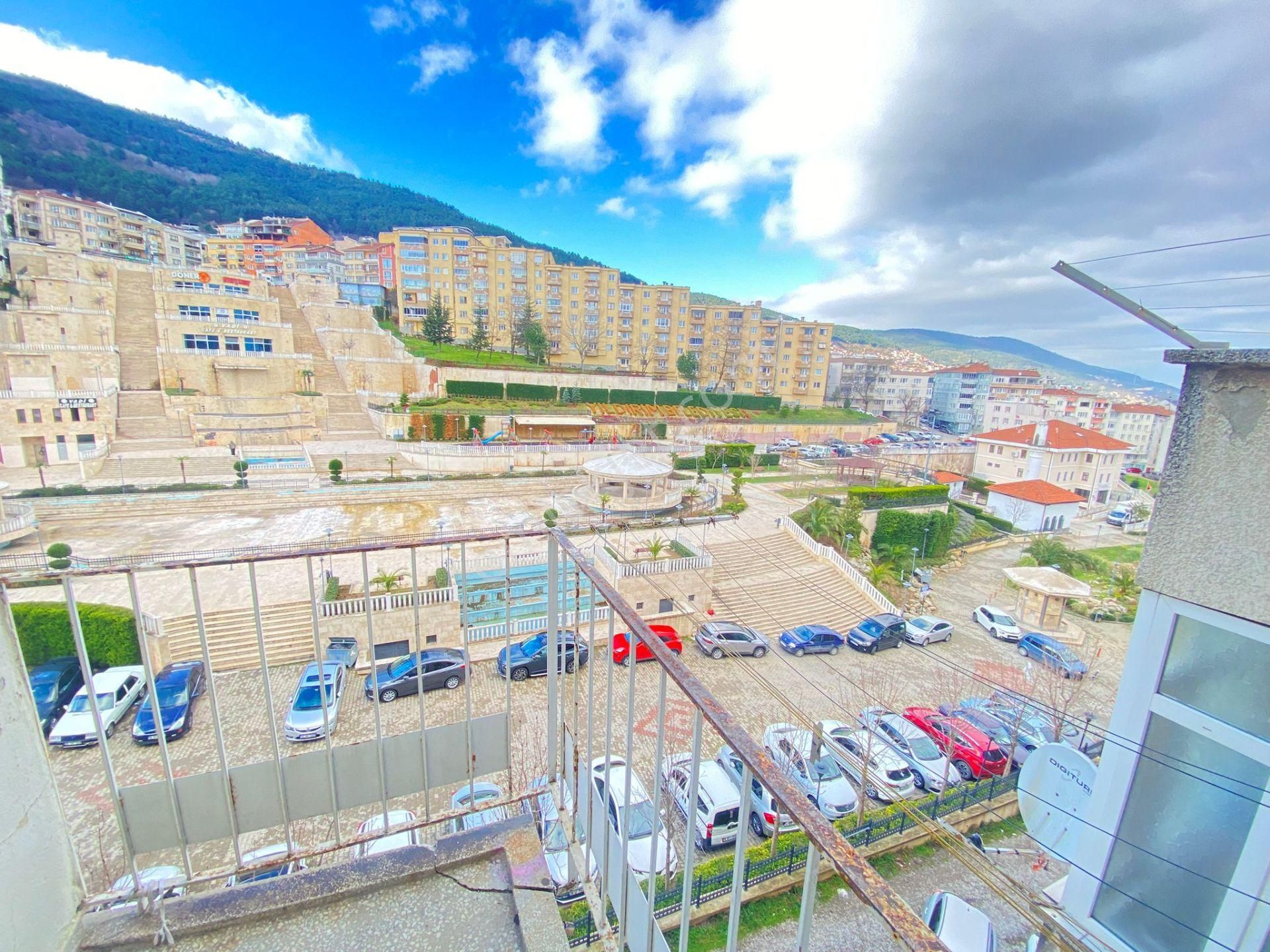 Bursa Yıldırım Yeni Mahallede 2+1 85m2 3.(arakat) Kombili Manzaralı - Görsel 20