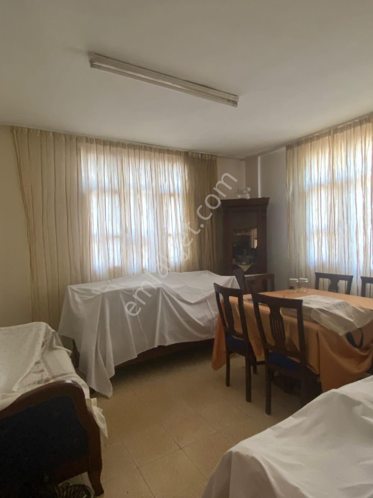 Barış Mah.’de Güneş Alan 3+1 Kapalı Mutfak Kiralık Daire - Görsel 3