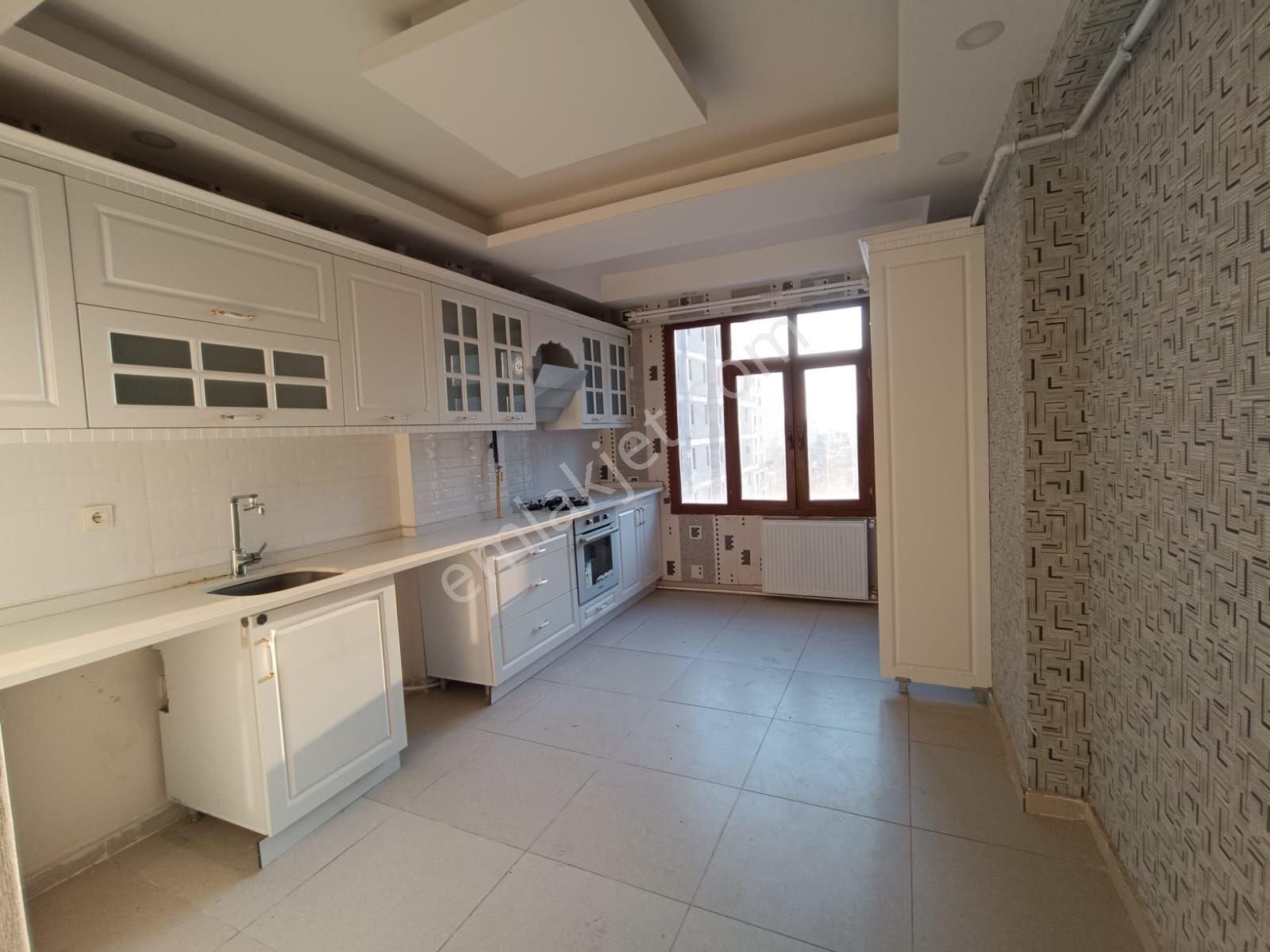 Yavuz Emlak Tan Satılık Daire Arakat Karaköprü Gu - Görsel 3