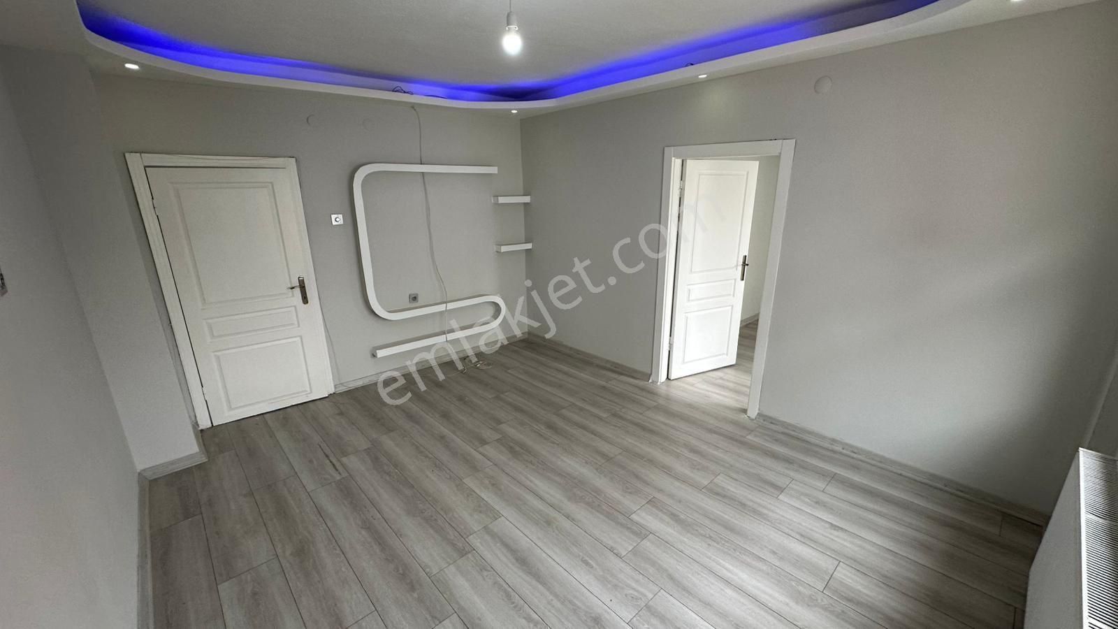 Hayal^den Pınarbaşı Mh^de Merkezi Konumda Ara Katta Yapılı Masrafsız 3+1!! - Görsel 8