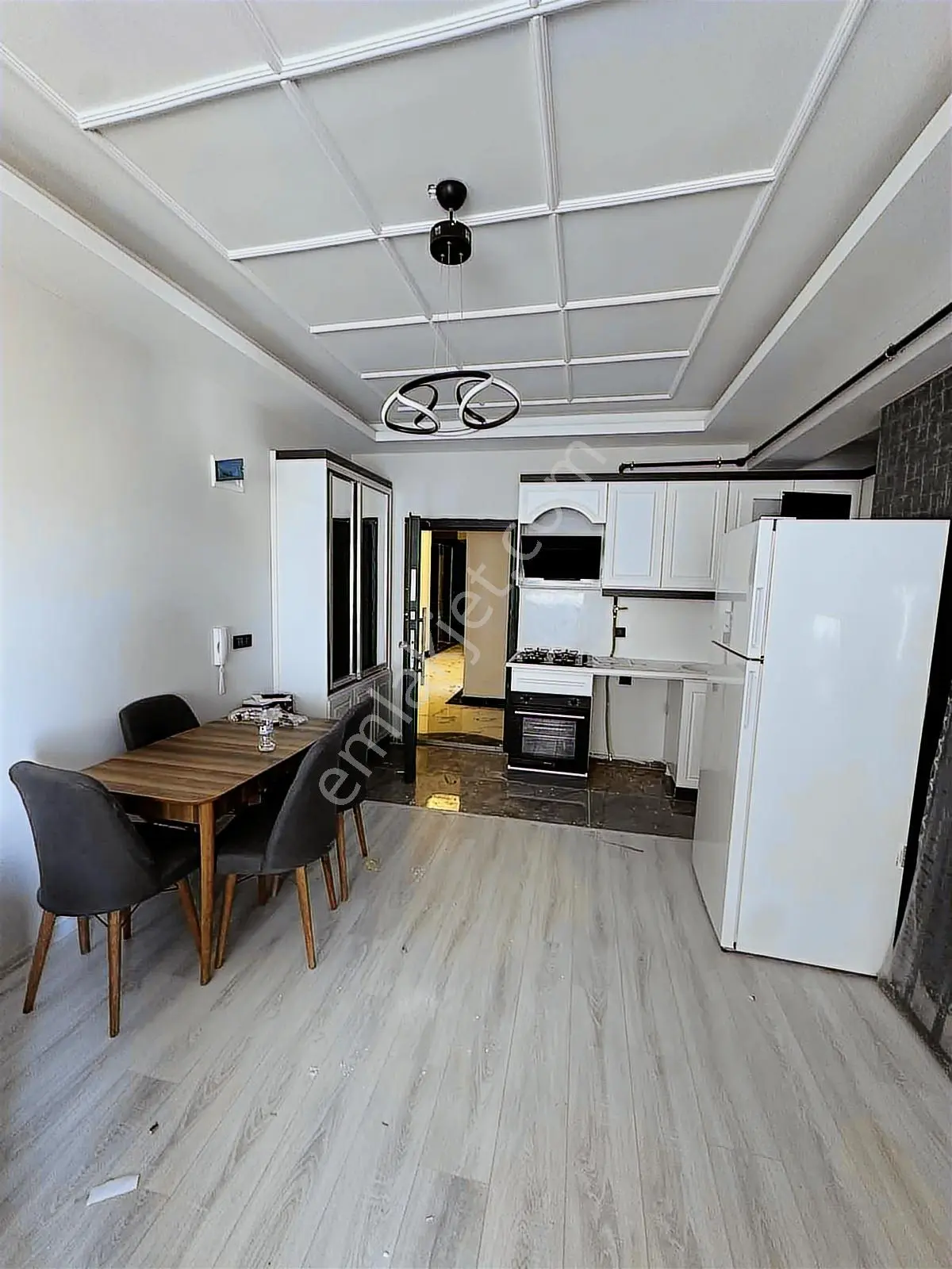 Eşyalı Havuzlu Güvenlikli Lüks Eşyalı Daireler - Görsel 3