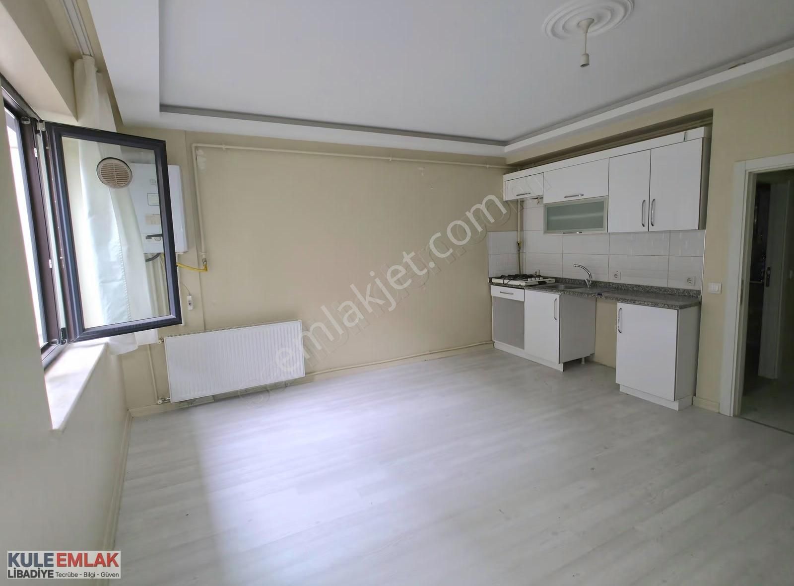 Libadiye'de Çok İyi Konumda Yeni Bina 1+1 Metroya Yakın - Görsel 3