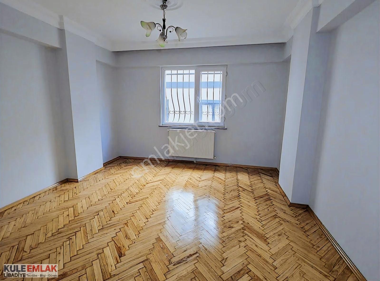 Yunus Emre Caddesi'nde Devasa Büyüklükde Kiralık 3+1 Daire - Görsel 2