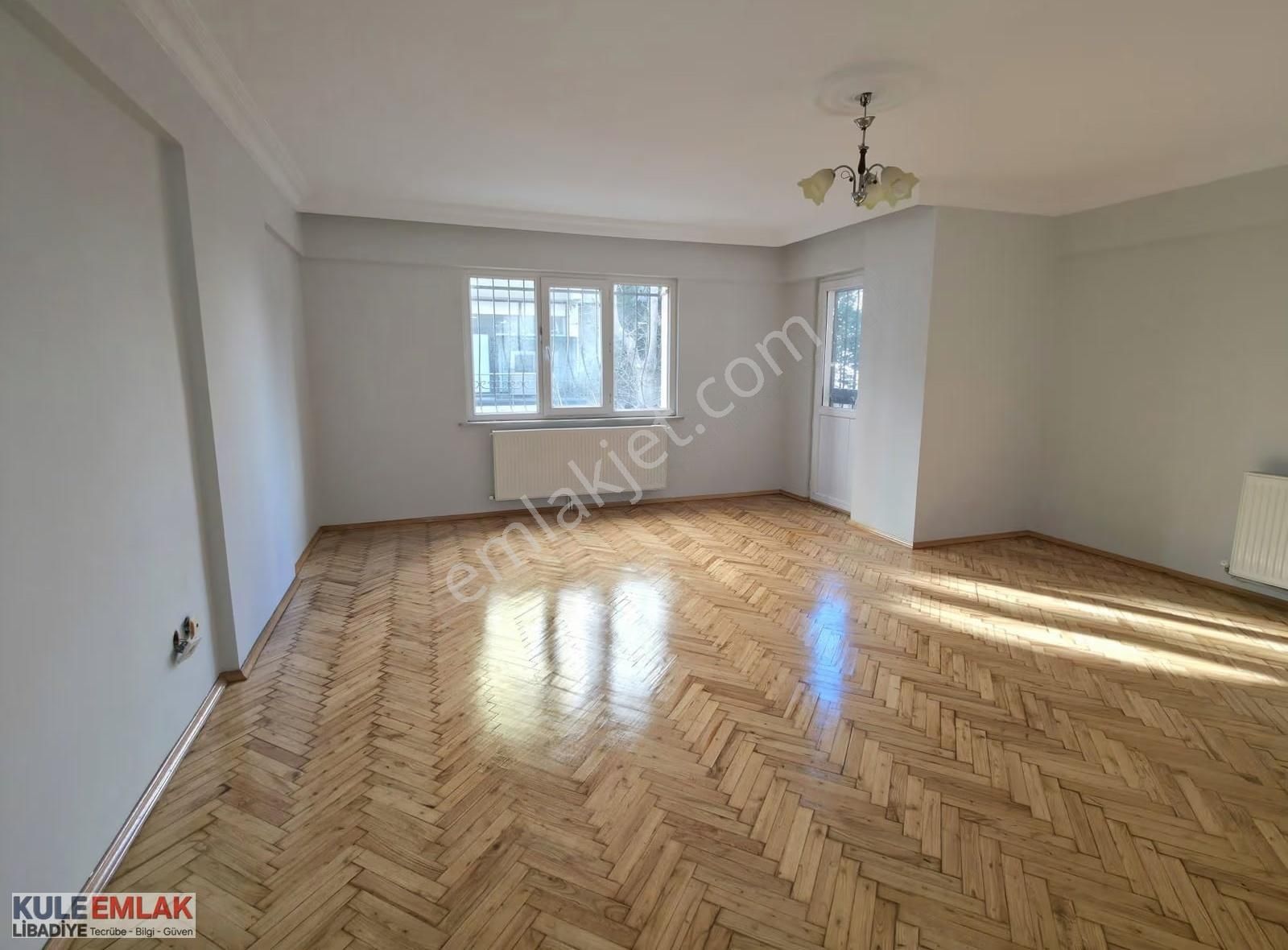 Yunus Emre Caddesi'nde Devasa Büyüklükde Kiralık 3+1 Daire - Görsel 9