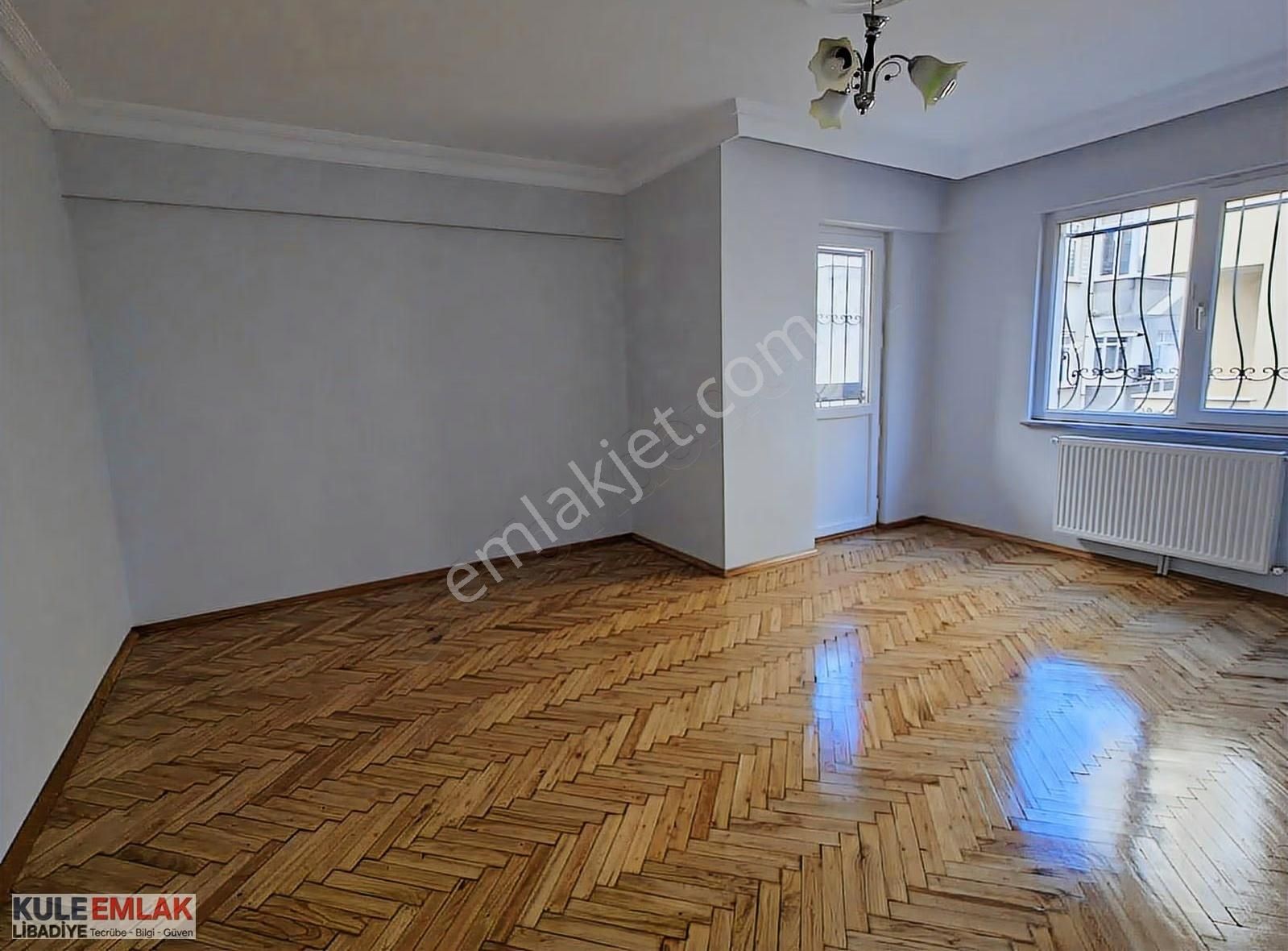 Yunus Emre Caddesi'nde Devasa Büyüklükde Kiralık 3+1 Daire - Görsel 24