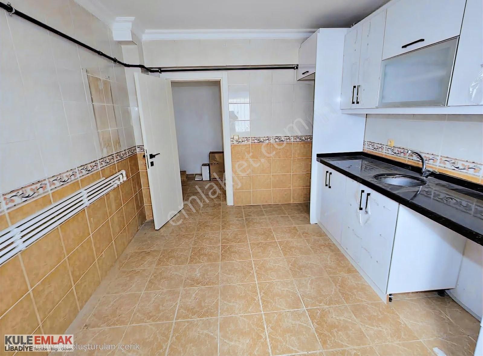 Yunus Emre Caddesi'nde Devasa Büyüklükde Kiralık 3+1 Daire - Görsel 16