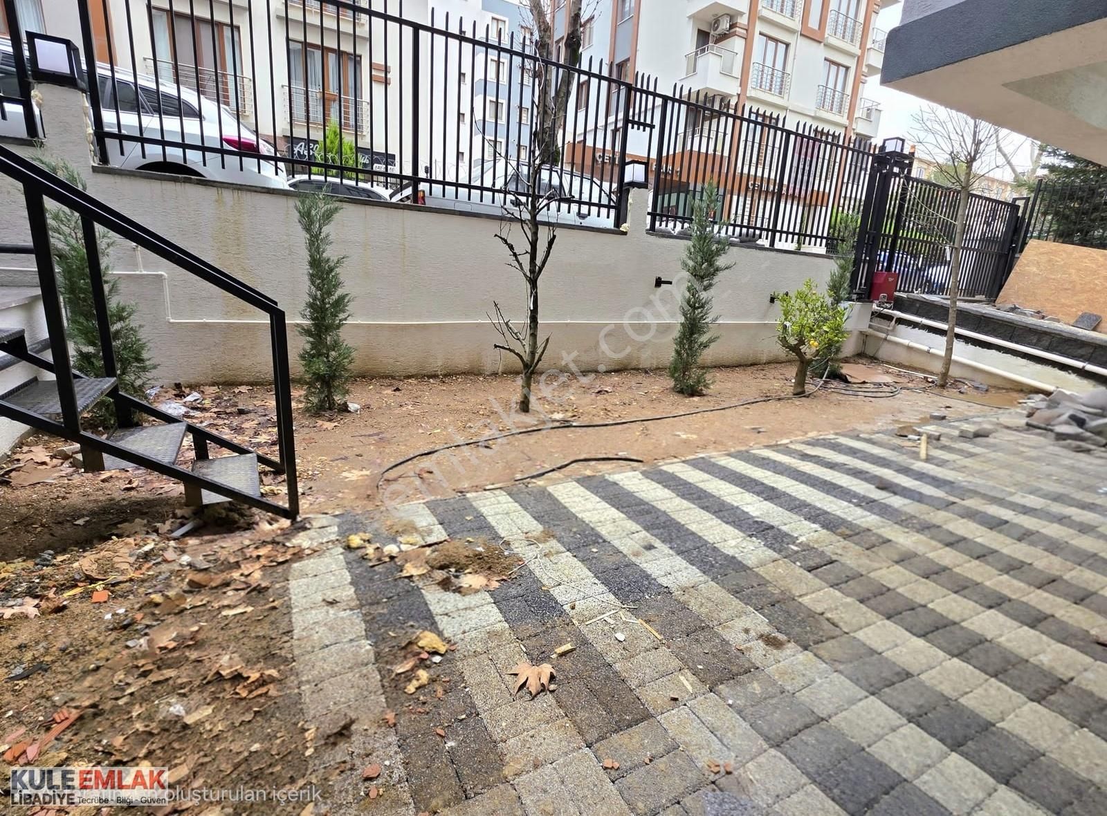 Yunus Emre Cad.modern Konseptte Yeni Binada Otoparklı 1+1 - Görsel 11