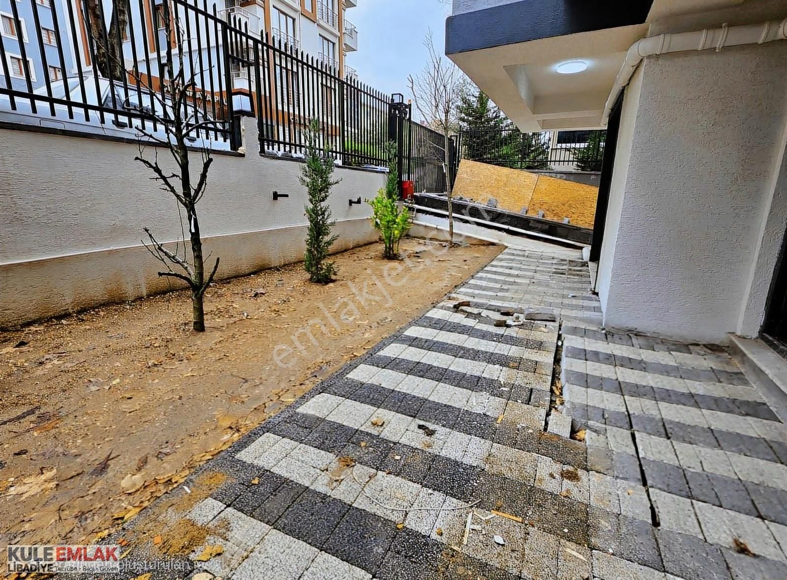 Yunus Emre Cad.modern Konseptte Yeni Binada Otoparklı 1+1 - Görsel 19