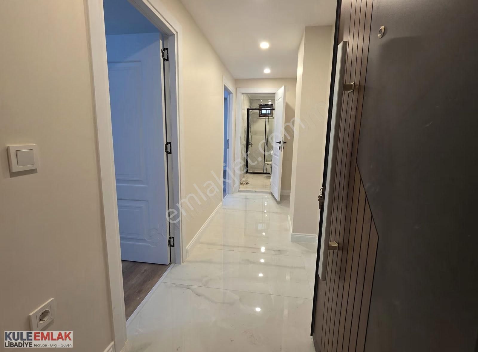 Yunus Emre Cad.modern Konseptte Yeni Binada Otoparklı 1+1 - Görsel 3