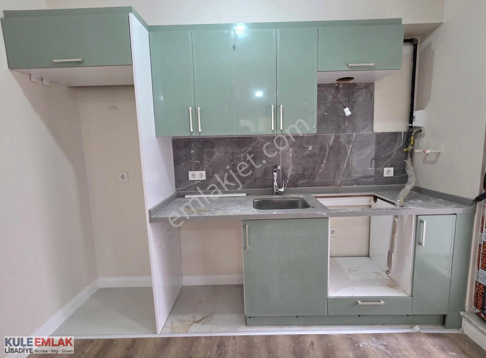 Yunus Emre Cad.modern Konseptte Yeni Binada Otoparklı 1+1 - Görsel 10