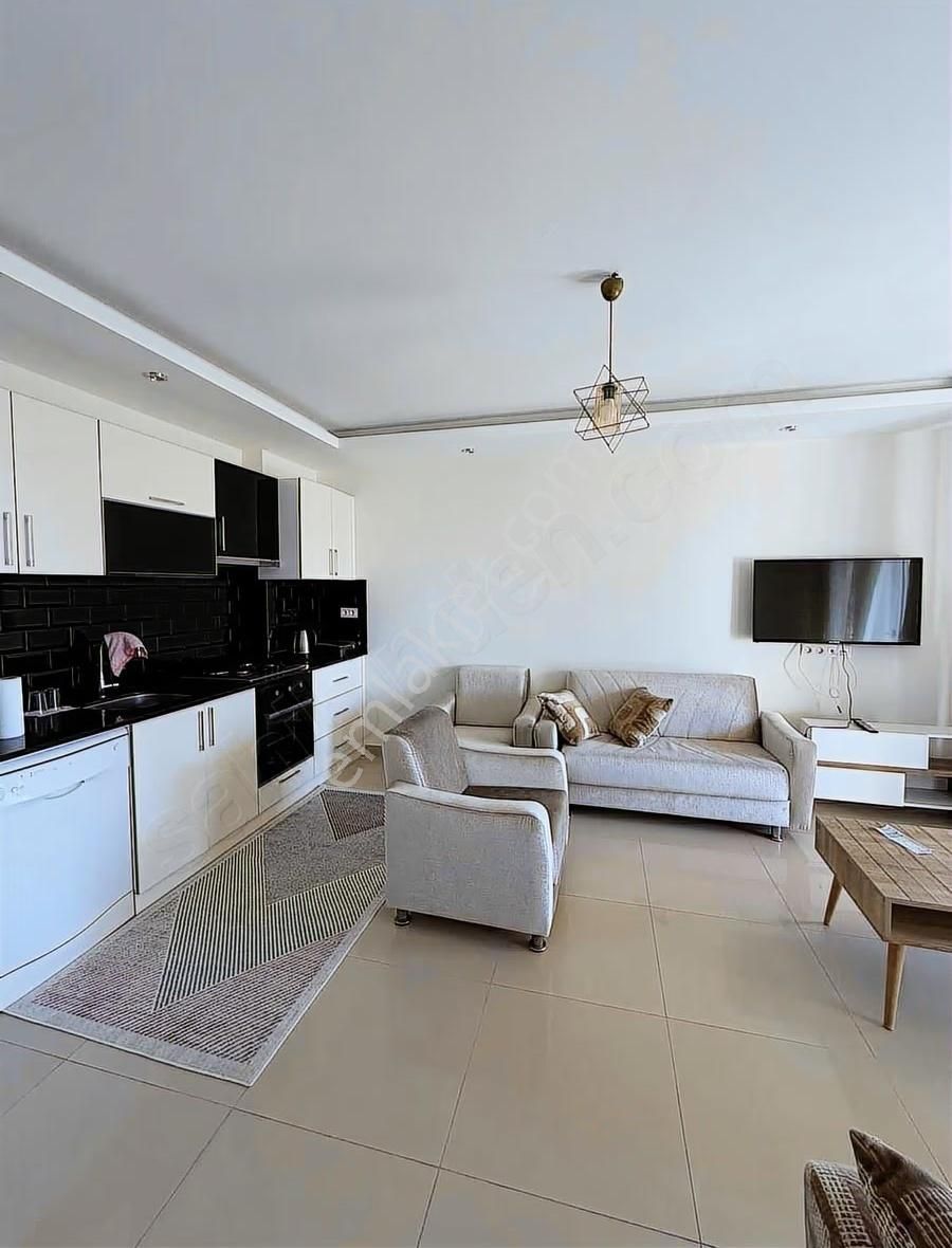 Havuz Cephe Eşyalı Site İçersi - Görsel 7