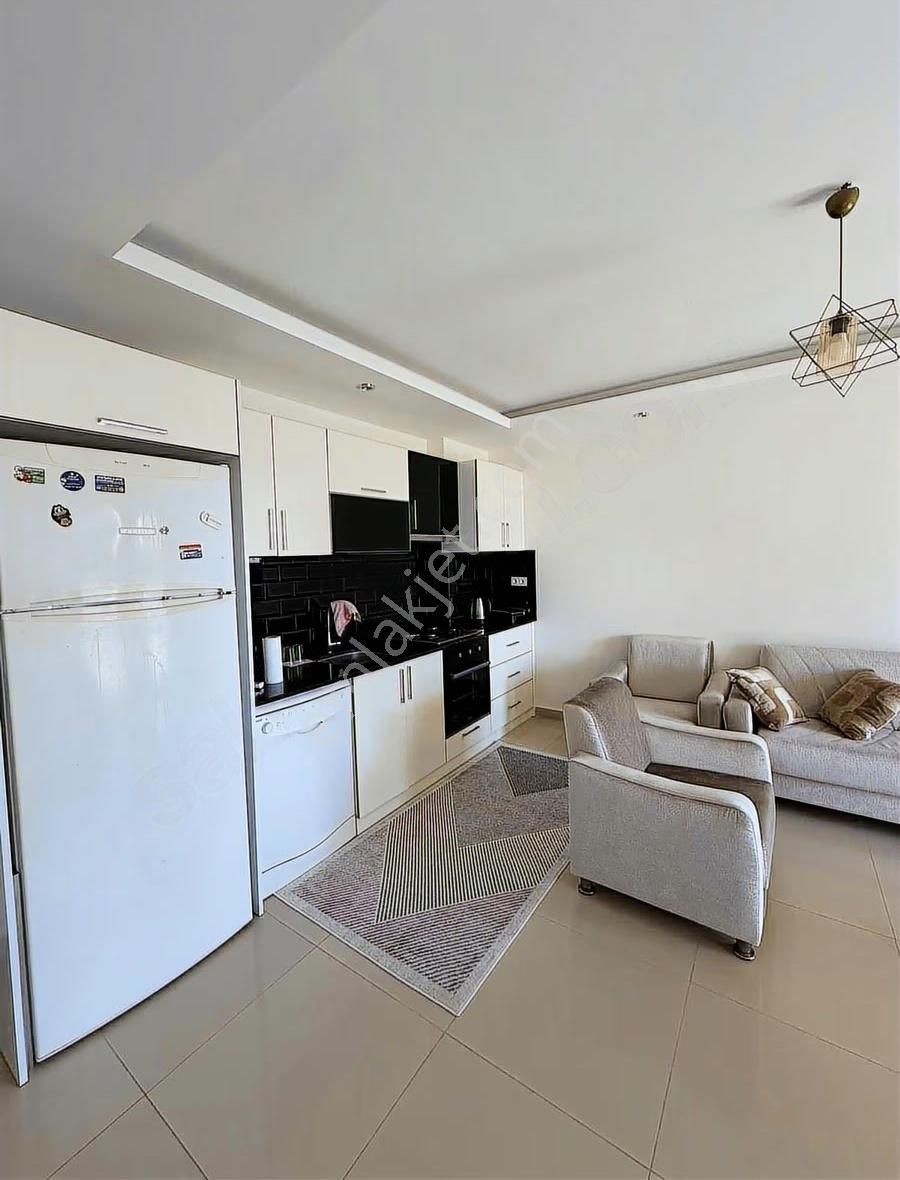 Havuz Cephe Eşyalı Site İçersi - Görsel 13