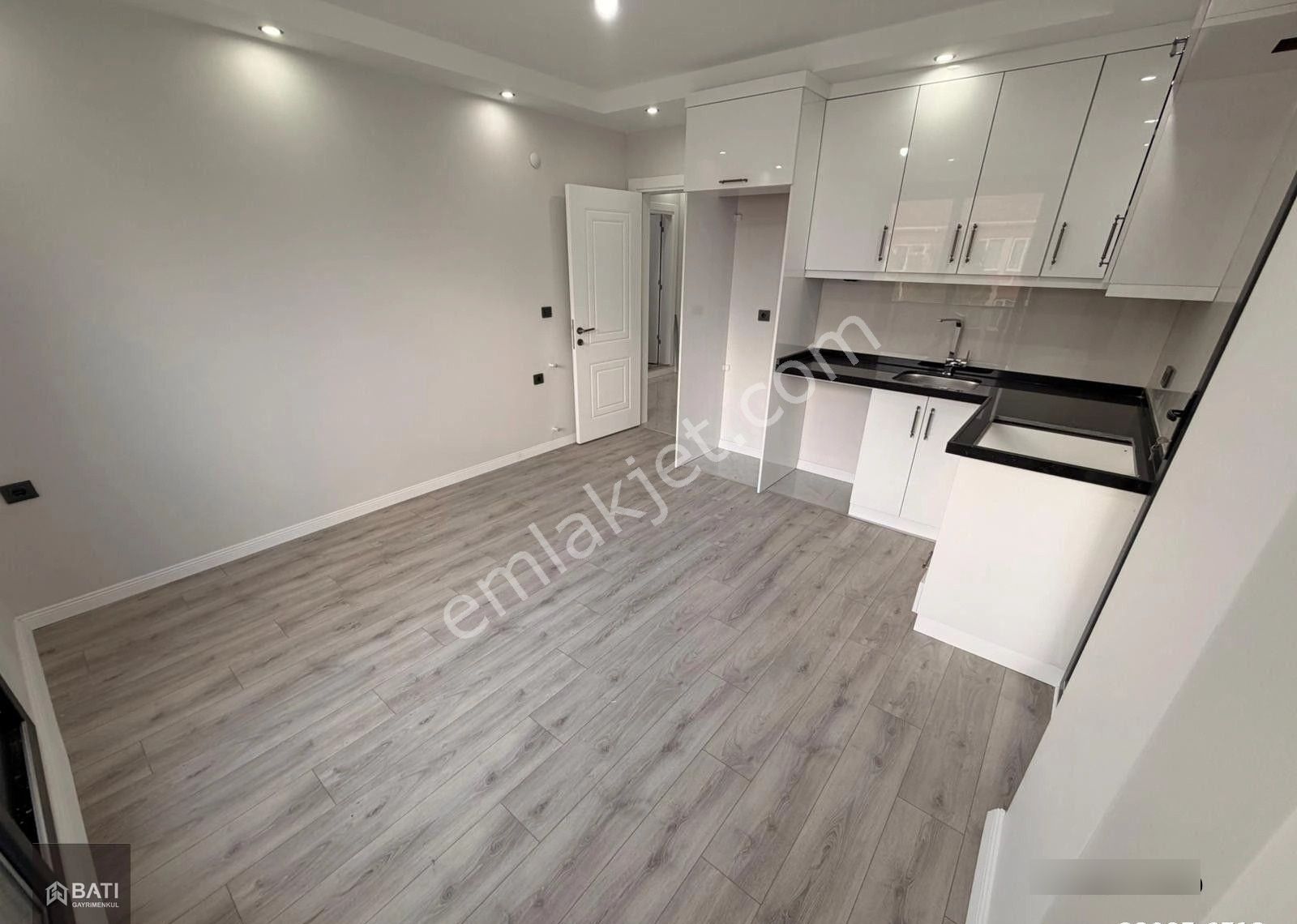 Didim Efeler'de Satılık 1+1 Daire - Görsel 13