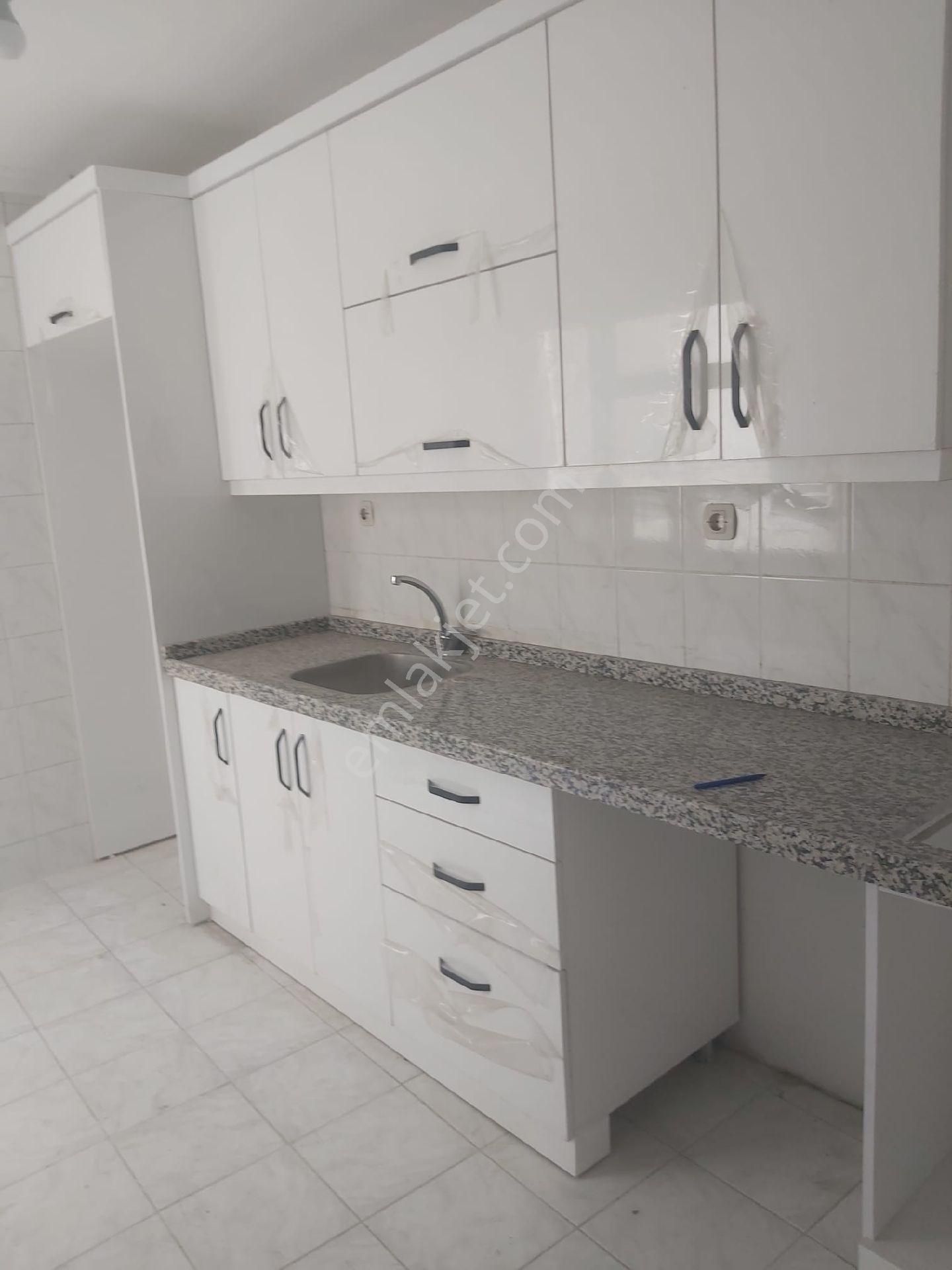 Aydın Soke Yenıcamıı Mahallesinde 90 M2 2+1 - Görsel 5