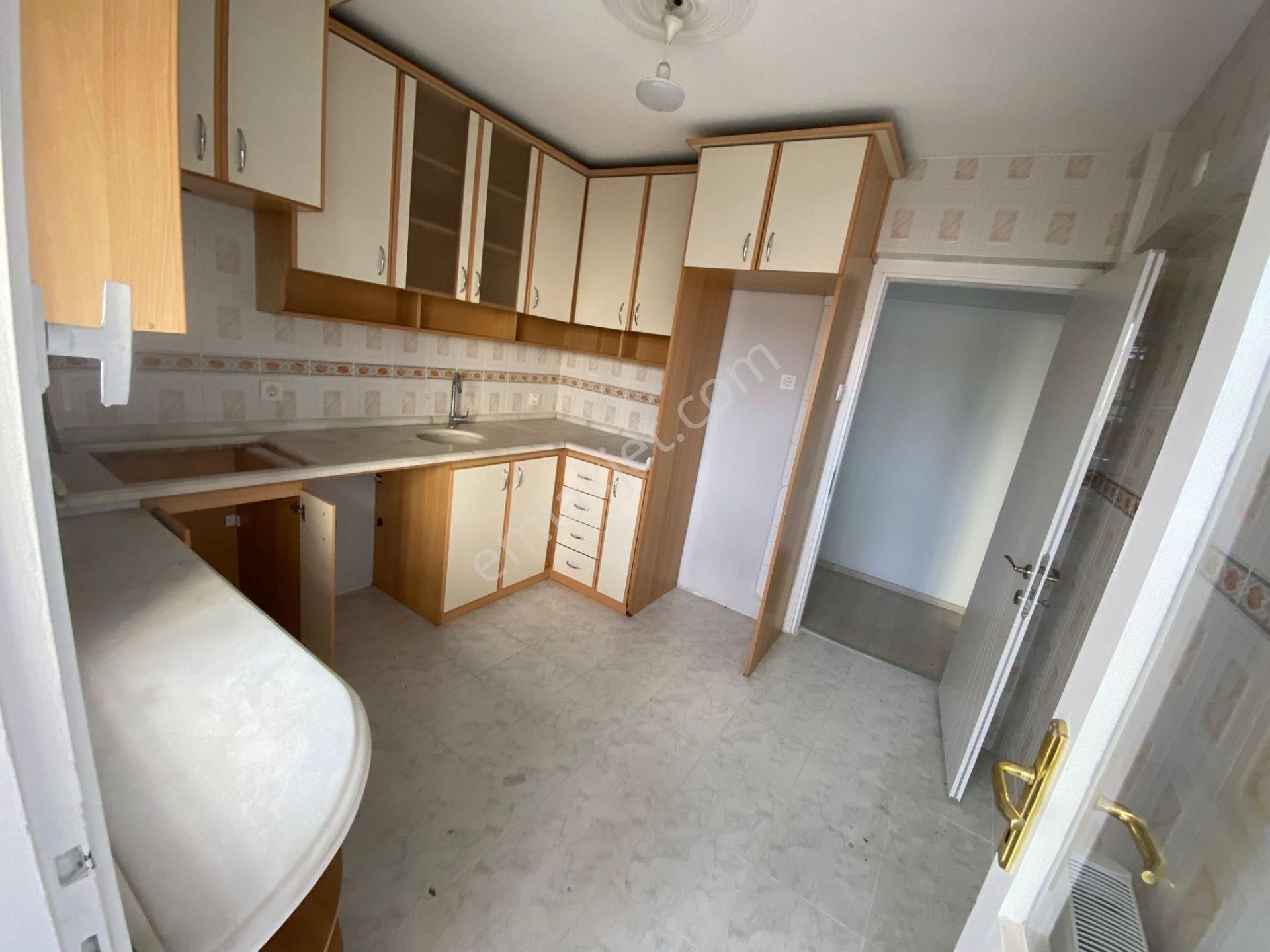 Buca Kozağaç Mah.de Hasanağa Bahçesi Yakını 3+1 120m2 Dgazlı Arakat Bakımlı Kiralık Daire - Görsel 20