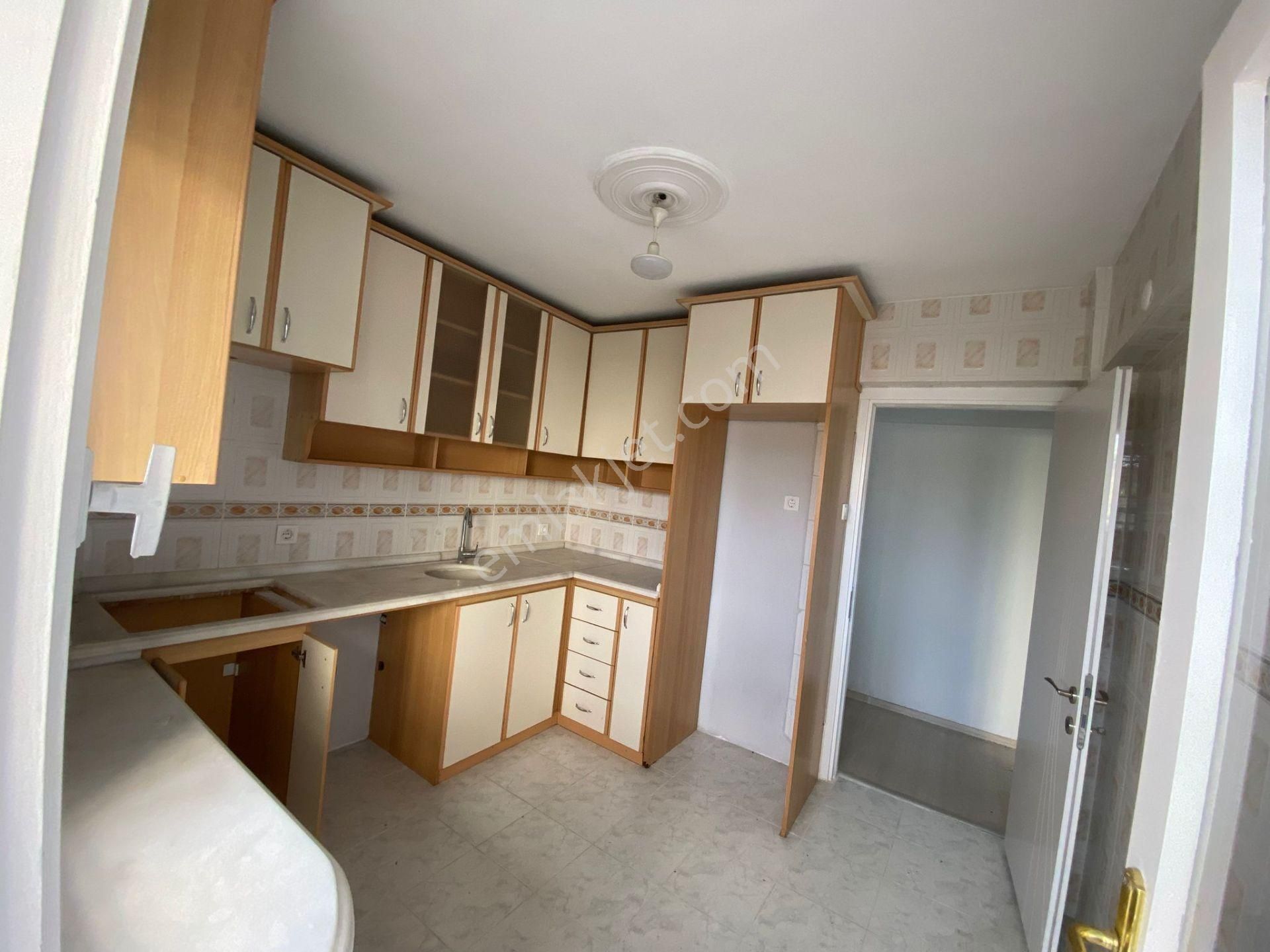 Buca Kozağaç Mah.de Hasanağa Bahçesi Yakını 3+1 120m2 Dgazlı Arakat Bakımlı Kiralık Daire - Görsel 23