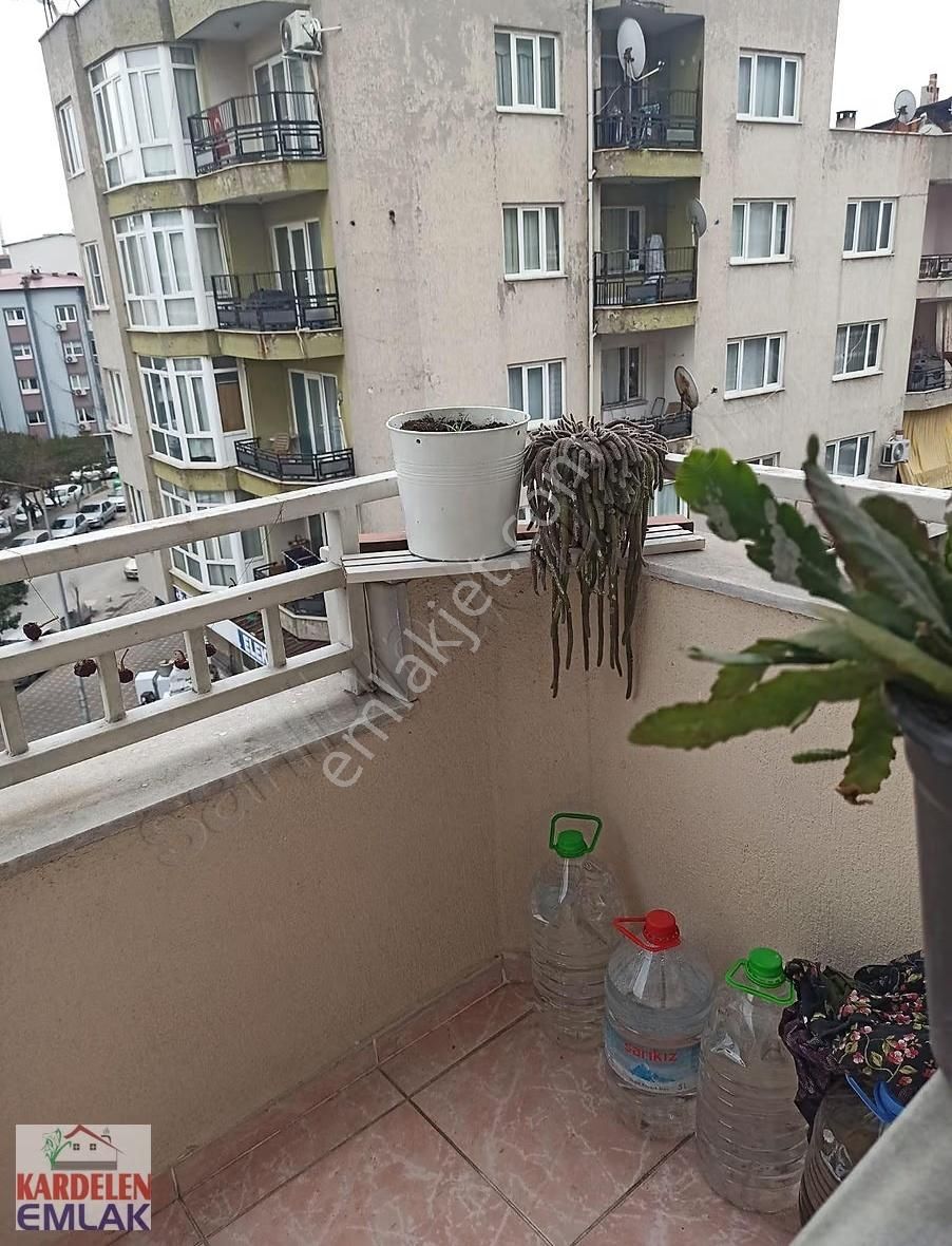 Soma Faik Usta'da Satılık 2+1 Daire Bakımlı Ve Konum Avantajlı - Görsel 7
