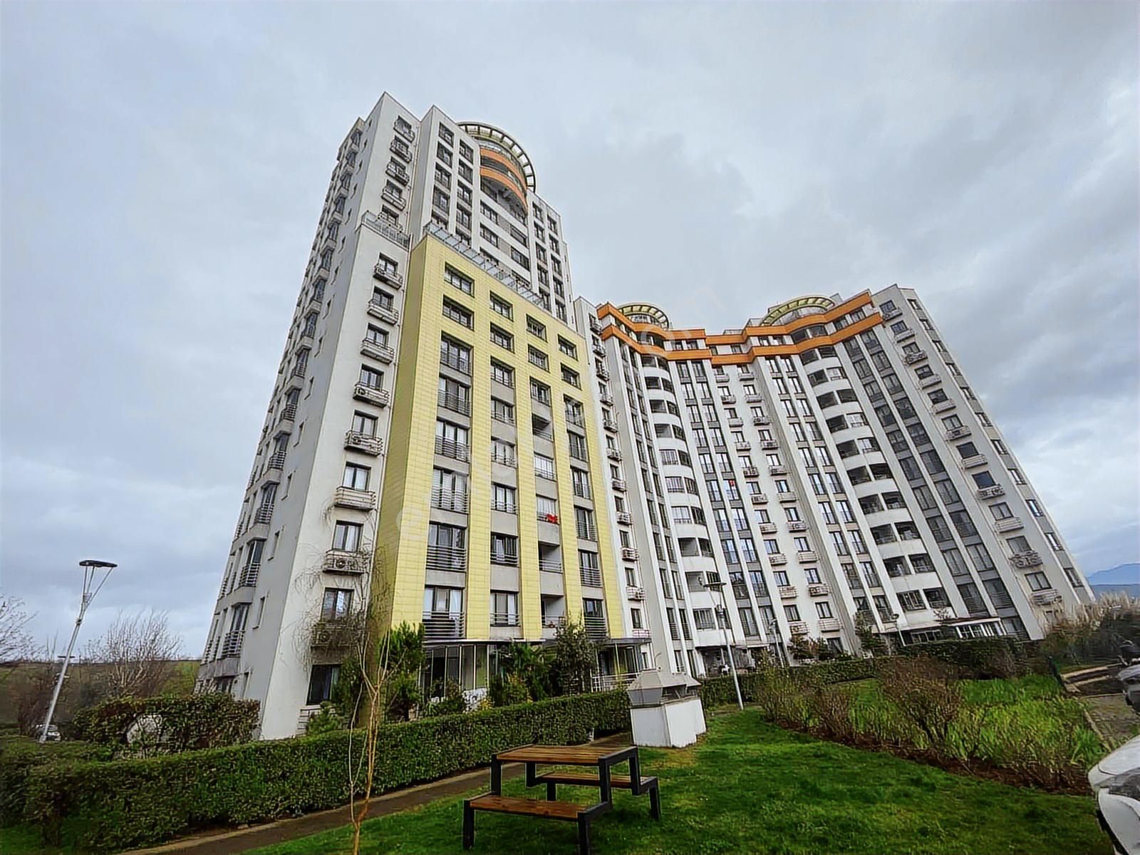 Sinpaş Gyo Bursa Modern Sitesinde 3+1 Satılık Daire