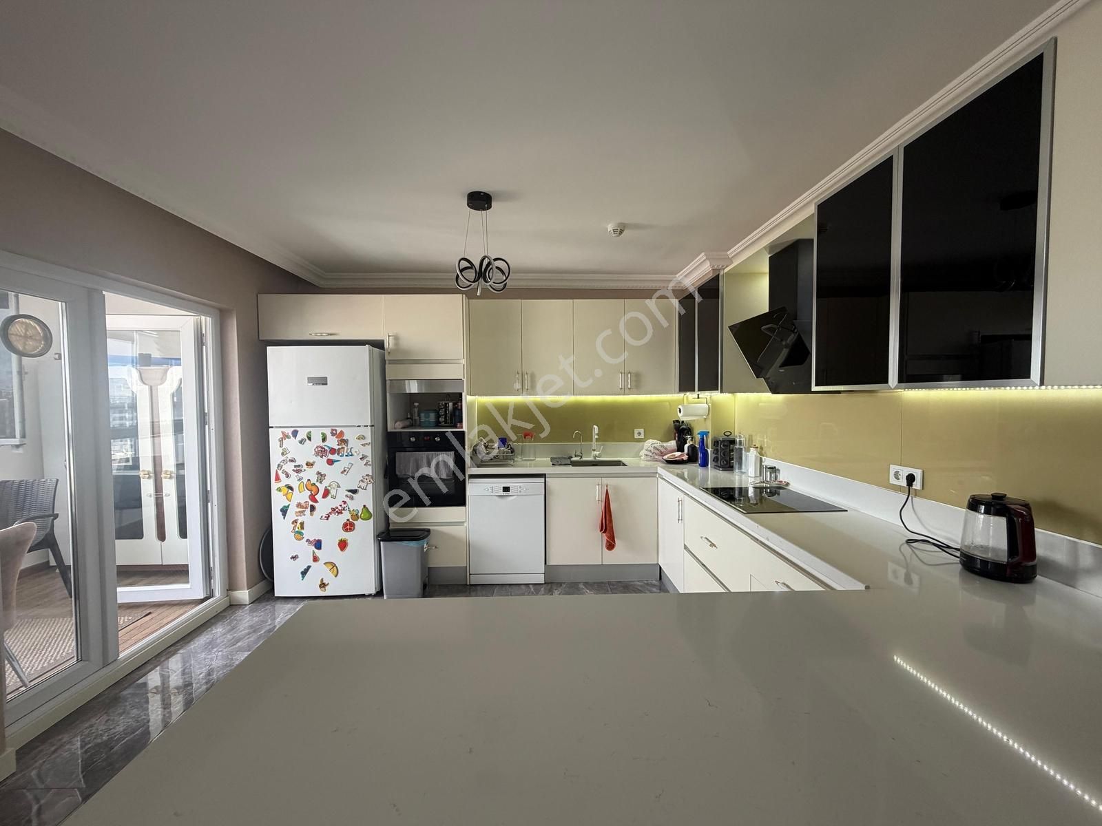 Redstone Castle İstanbul Yolu Metro Yakını Teras Dubleks 5+2 - Görsel 3