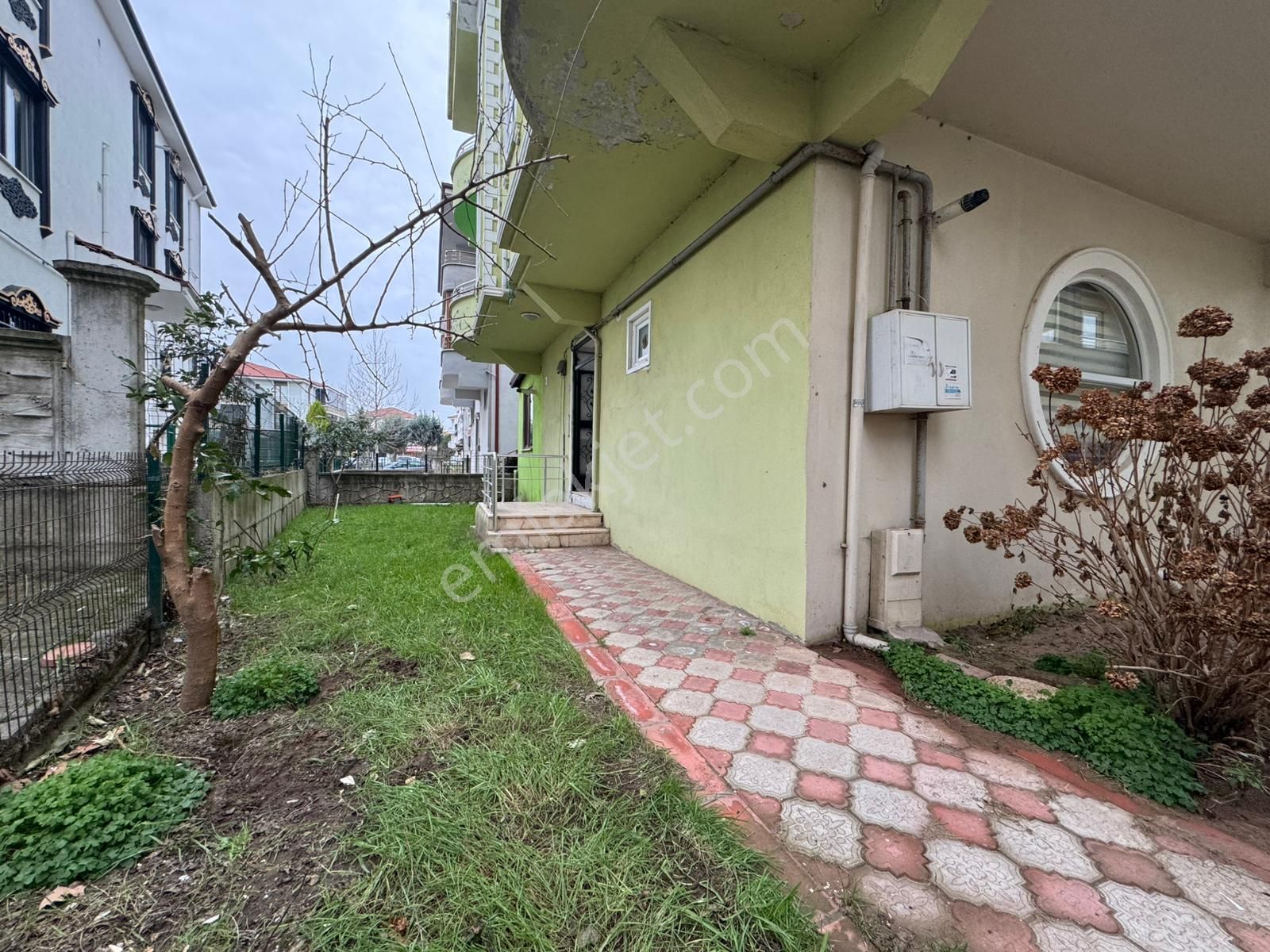 Karasu Hastane Karşısında Yaz Kış Kira Getirili Satılık 2+1daire - Görsel 4