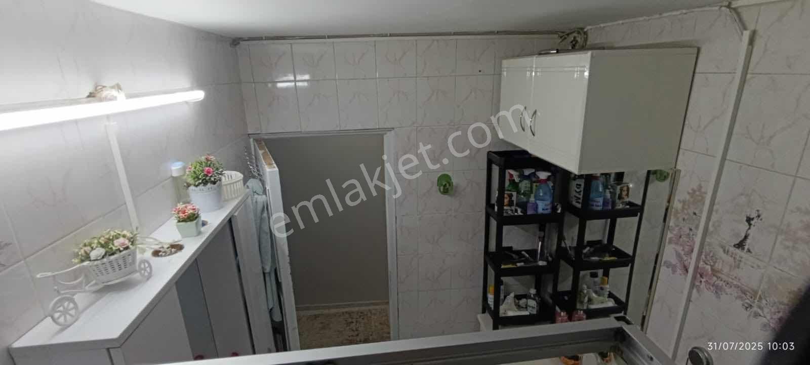 Ordu Caddesinde 3+1 Çift Cephe Arakat Doğalgazlı Satılık - Görsel 2