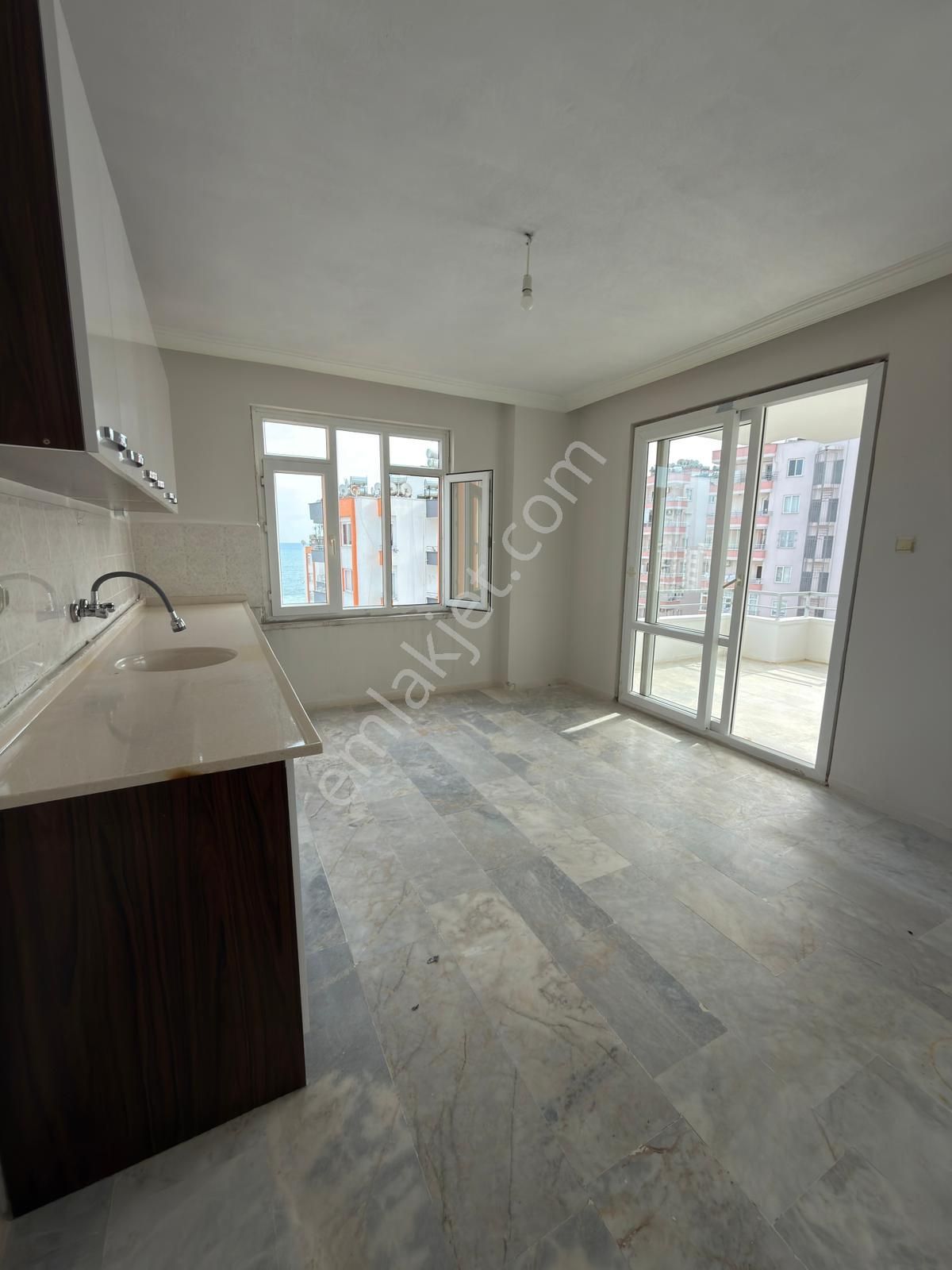 View'den Tece’de Denize Sıfır Sitede,full Deniz Manzaralı Geniş 3+1 Kiralık Daire - Görsel 9