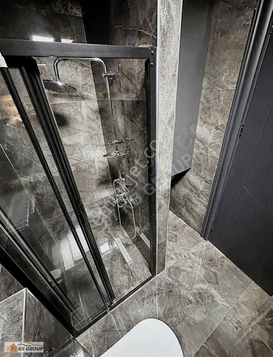 Antalya Nefes Bahçede Arakat K.otoparklı 1+1 Yerden Isıtmalı - Görsel 12