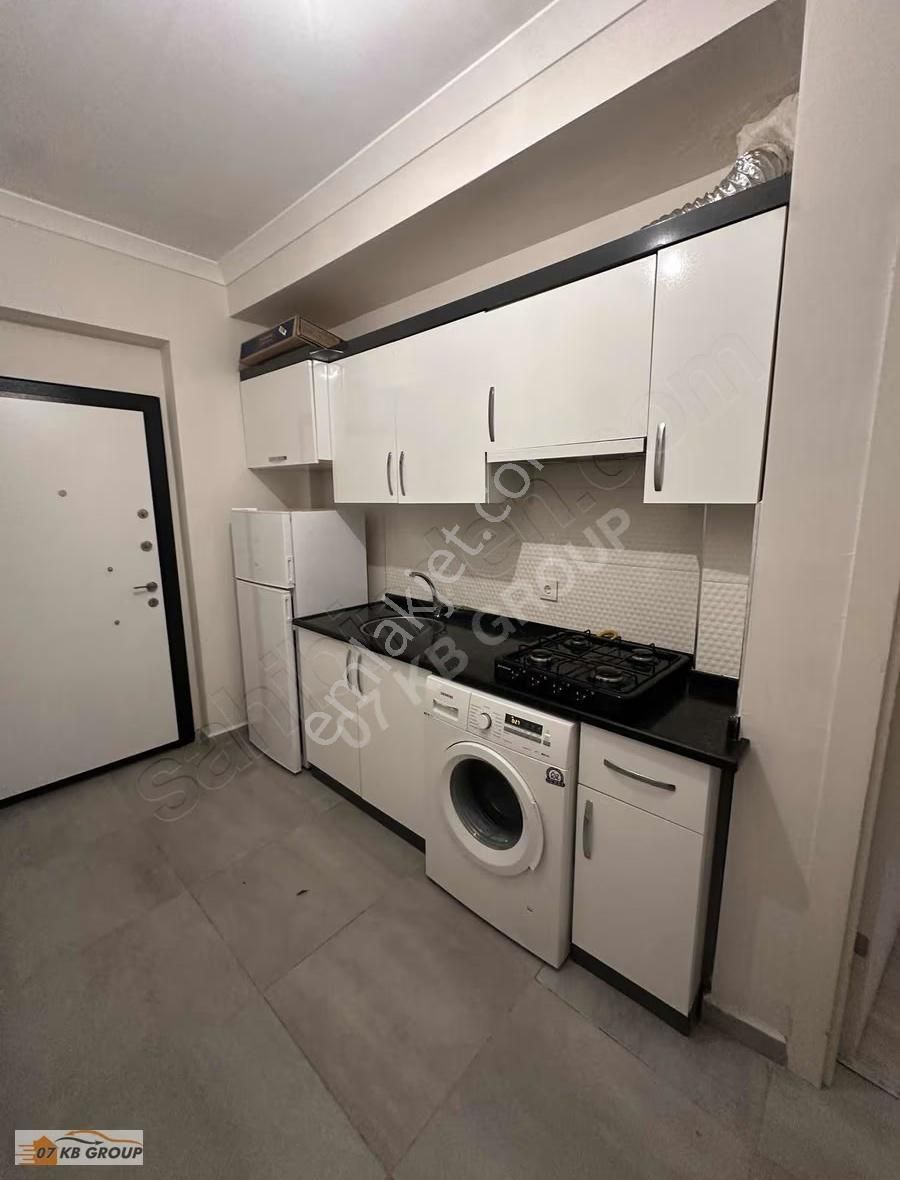 Gülveren Kafeler Cad. Çift Banyolu Eşyalı 1+1 Kiralık - Görsel 9