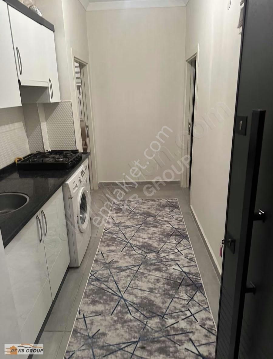 Gülveren Kafeler Cad. Çift Banyolu Eşyalı 1+1 Kiralık - Görsel 12