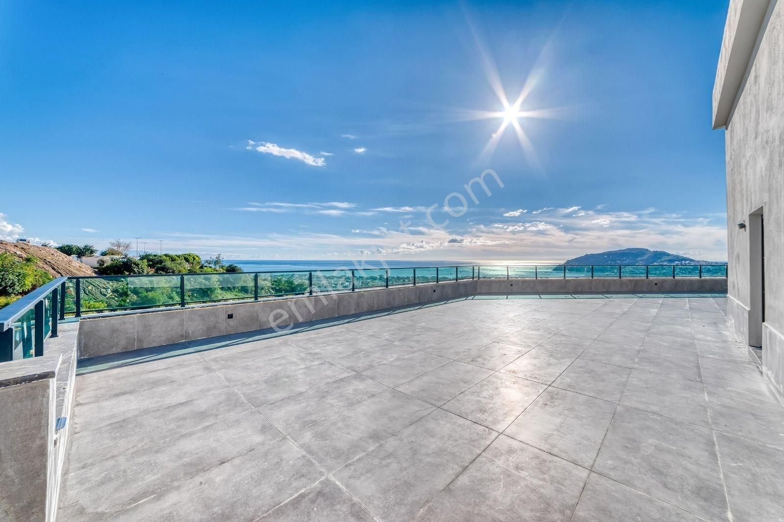 Alanya / Cikcilli’de Panoramik Manzaralı 5+2 Lüks Müstakil Villa - Görsel 10