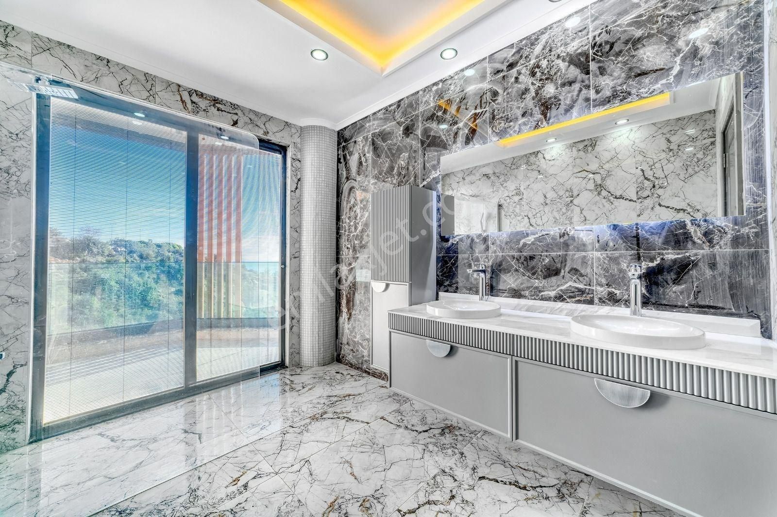 Alanya / Cikcilli’de Panoramik Manzaralı 5+2 Lüks Müstakil Villa - Görsel 26