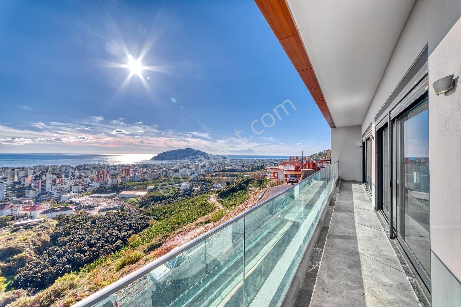 Alanya / Cikcilli’de Panoramik Manzaralı 5+2 Lüks Müstakil Villa - Görsel 19