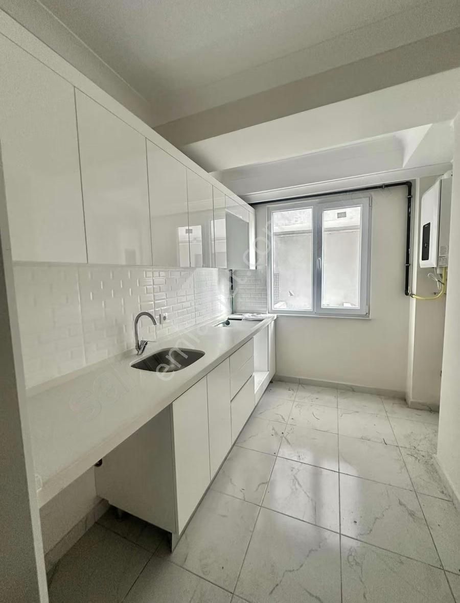 Mustafa Kemal Paşada Kiralık 2+1 Daire Sıfır Binada Asansörlü - Görsel 6