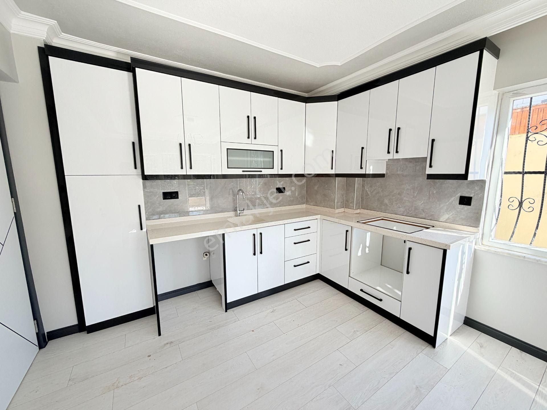 Didim Çamlık'ta Denize 300m Ara Kat Ön Cephe Masrafsız 2+1 Daire - Görsel 8