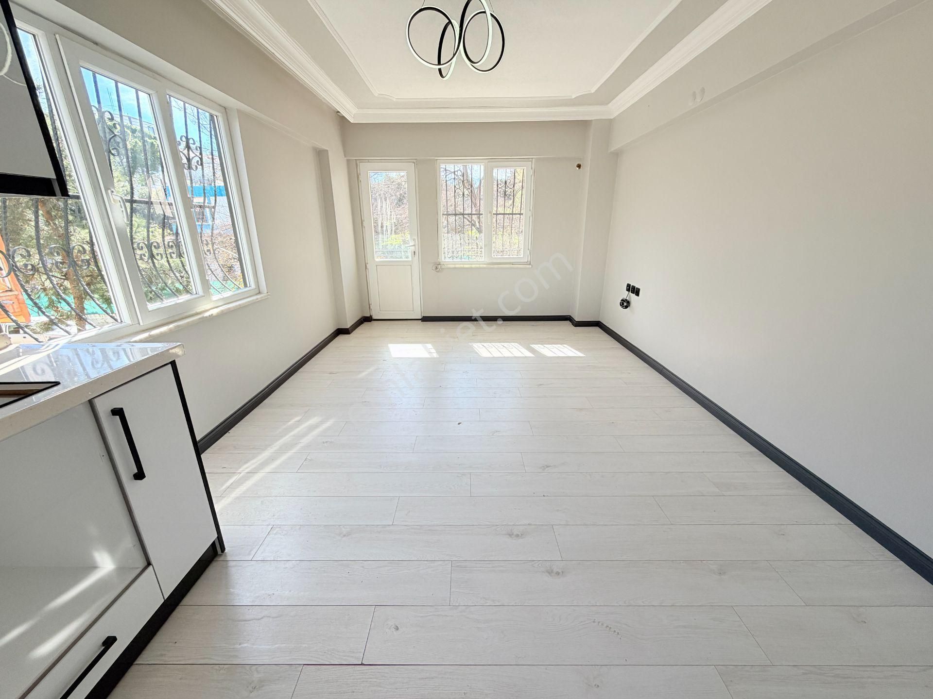 Didim Çamlık'ta Denize 300m Ara Kat Ön Cephe Masrafsız 2+1 Daire - Görsel 7