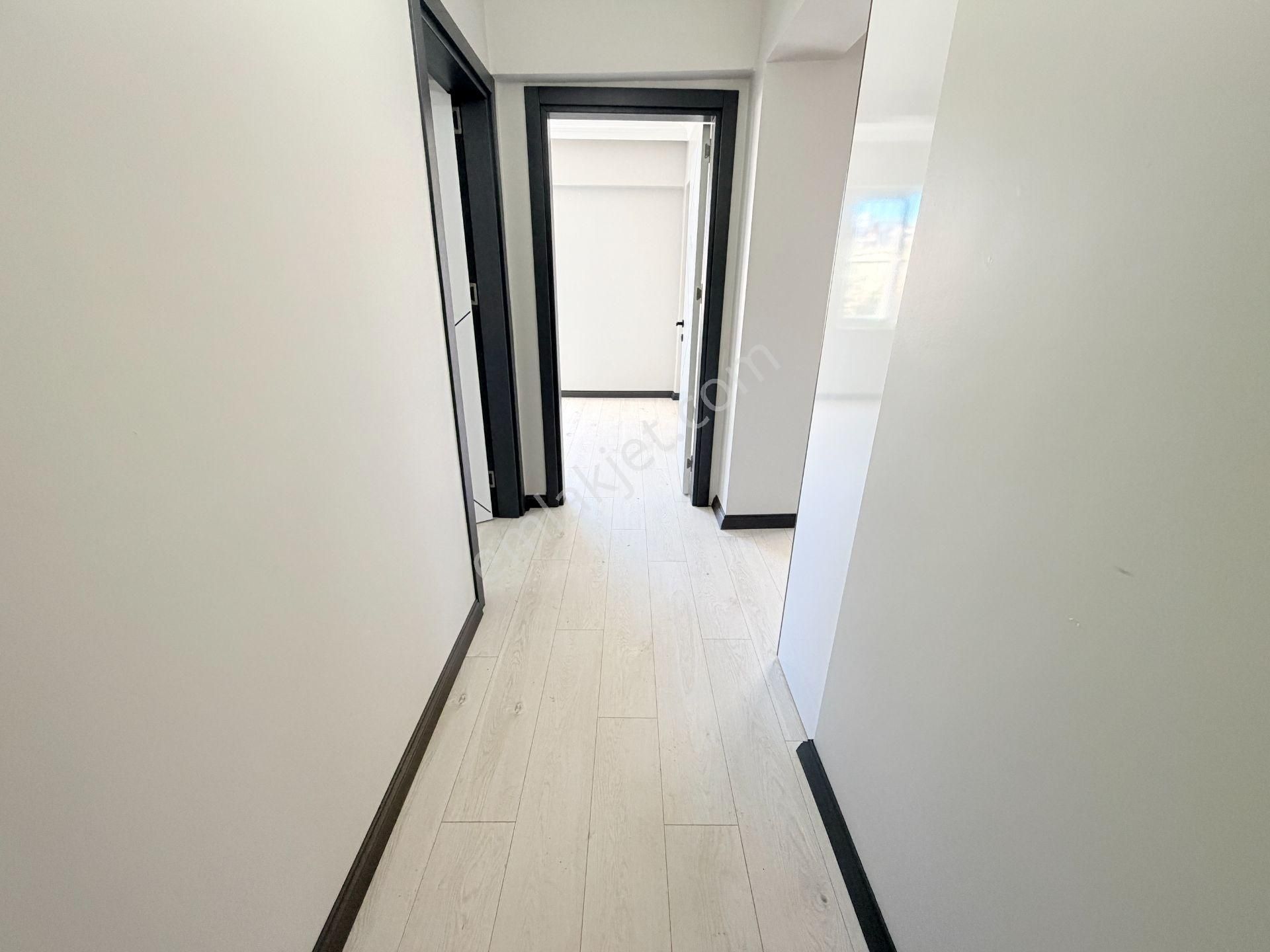 Didim Çamlık'ta Denize 300m Ara Kat Ön Cephe Masrafsız 2+1 Daire - Görsel 23