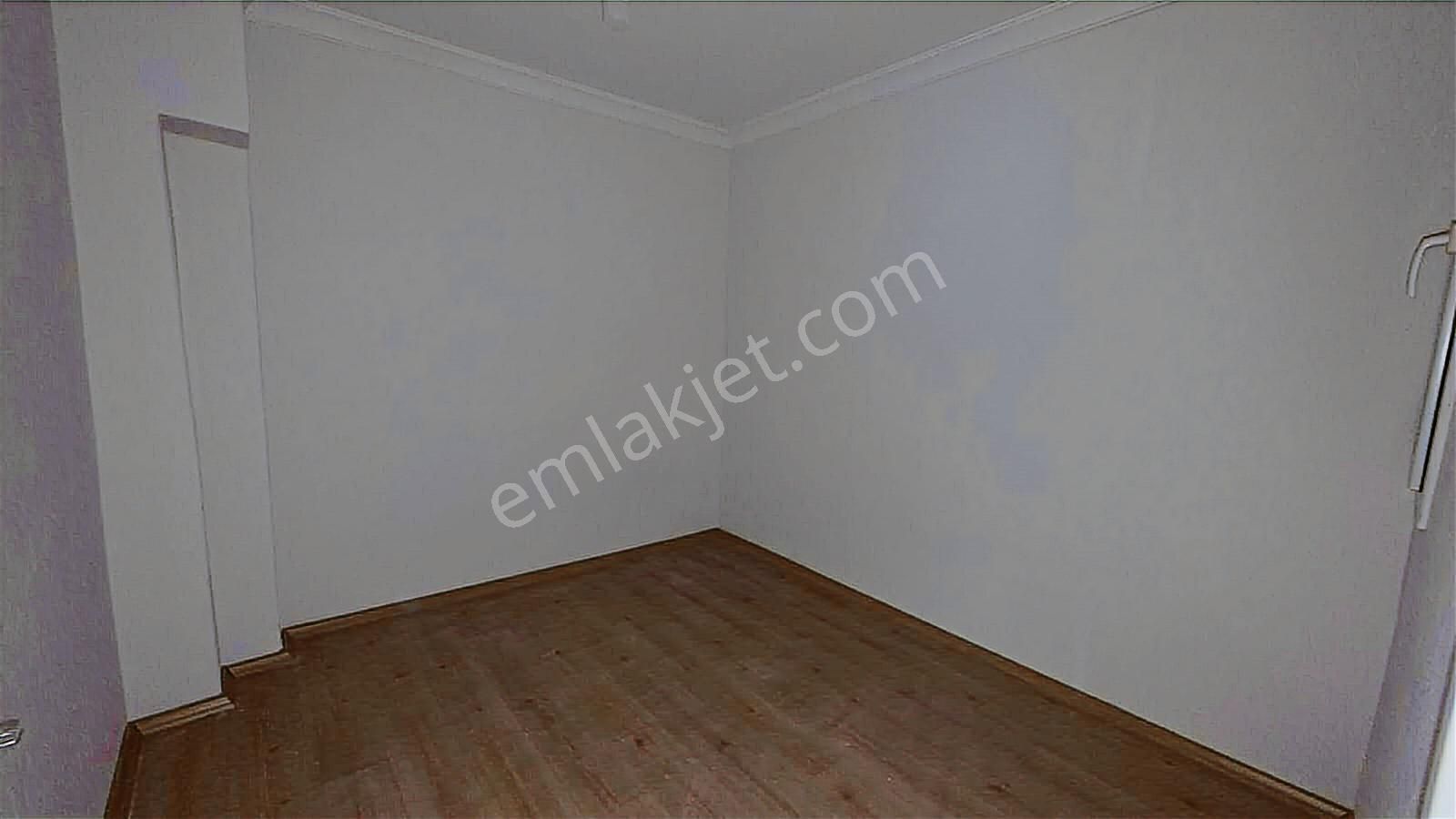 Bozyaka Kapalı Pazar Yerine 1 Dakika Mesafede Ferah Köşe Daire - Görsel 7