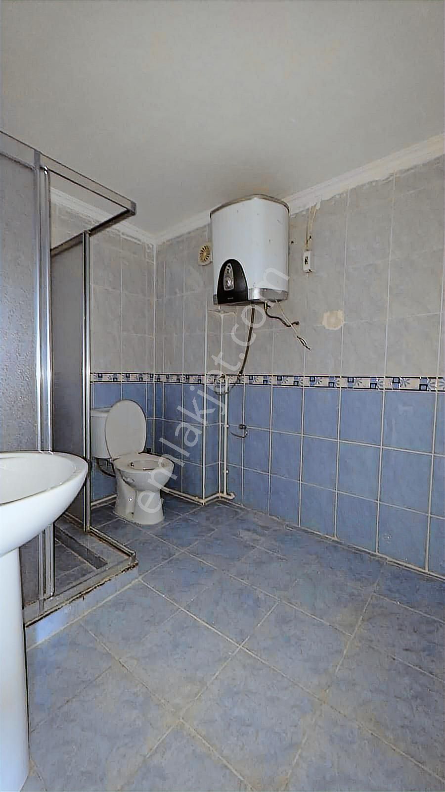 Bozyaka Kapalı Pazar Yerine 1 Dakika Mesafede Ferah Köşe Daire - Görsel 8