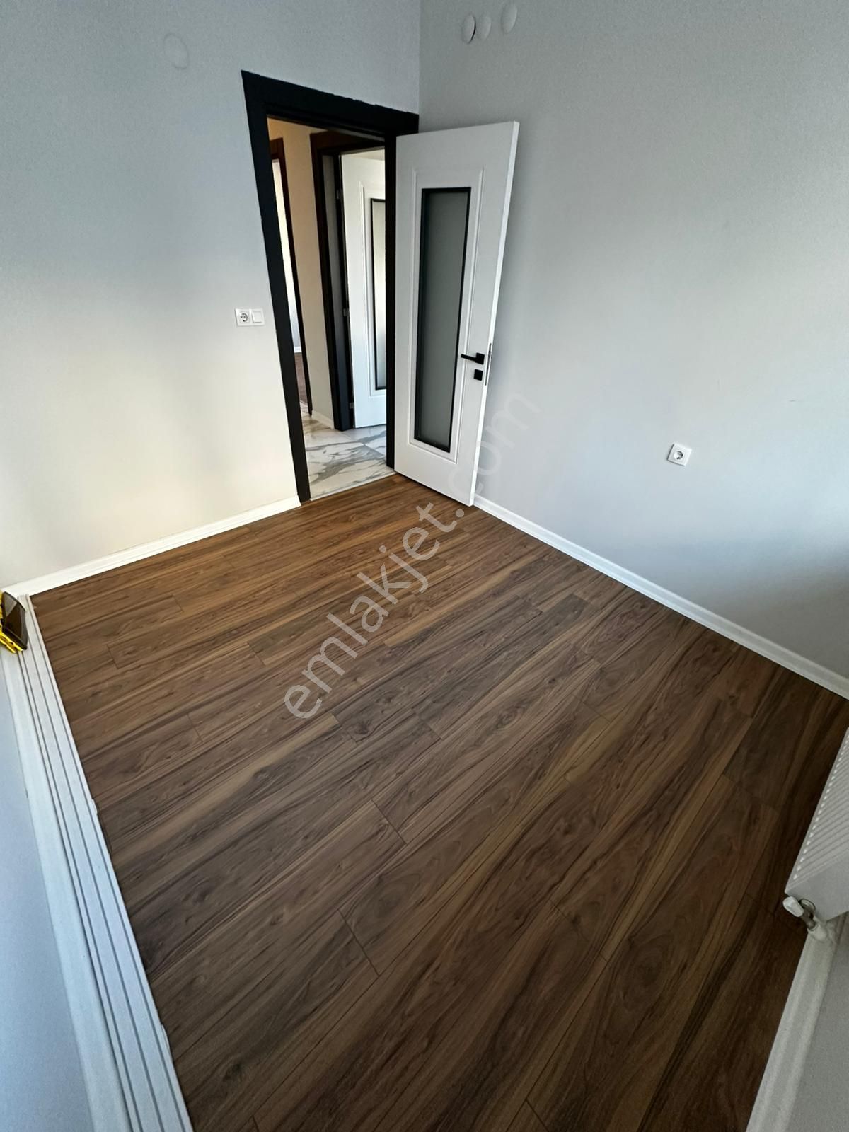 🏡ahmet Bedevi Mahallesi 🏡 ✅2+1 90m2 3 Katlının Zemin Katı ❇️açık Mutfak Petek Kombili - Görsel 9