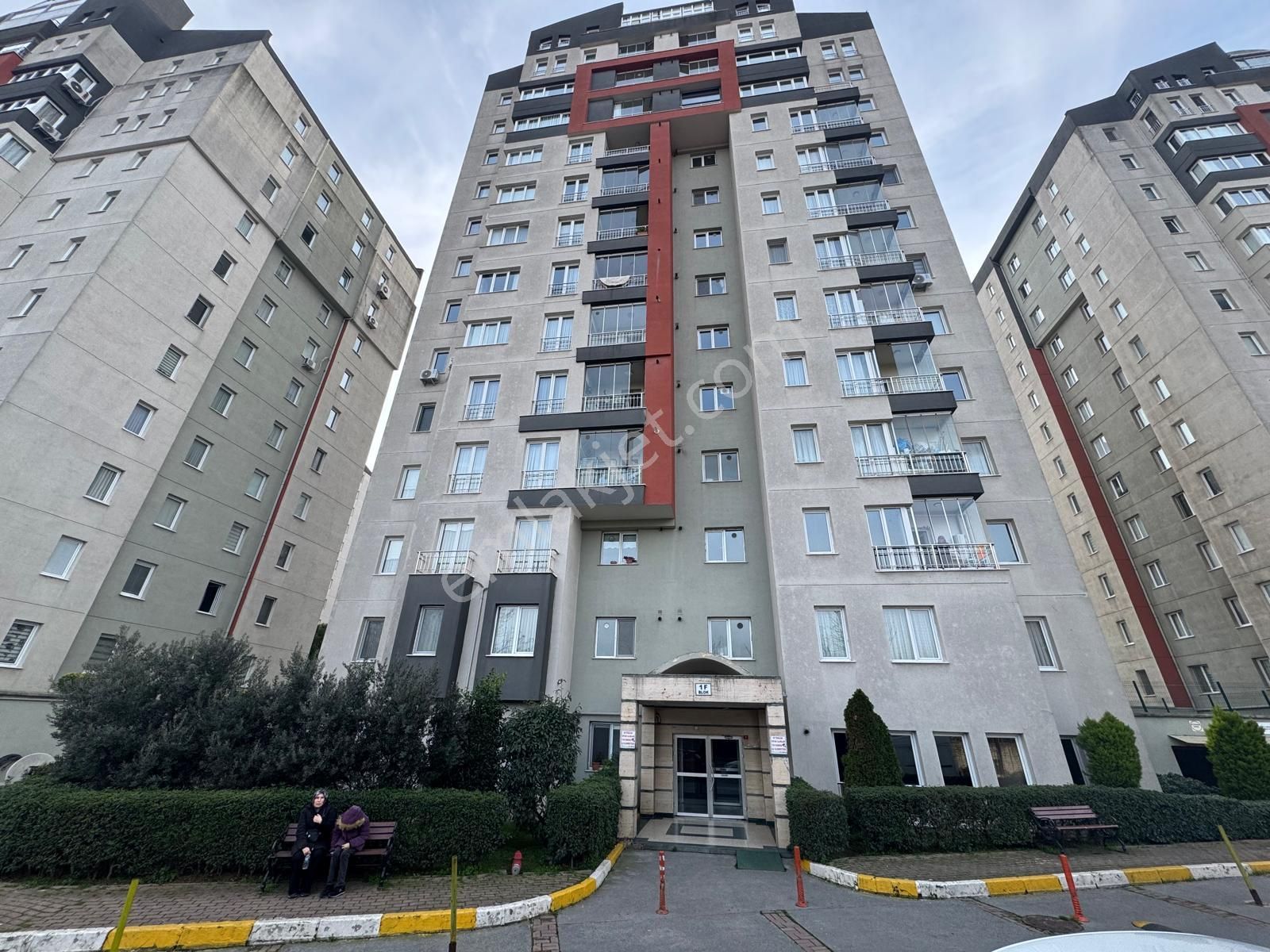 Validesuyu Konutlarında Kaçırılmayacak Fırsat!! Havuzlu 2+1 Daire - Görsel 2