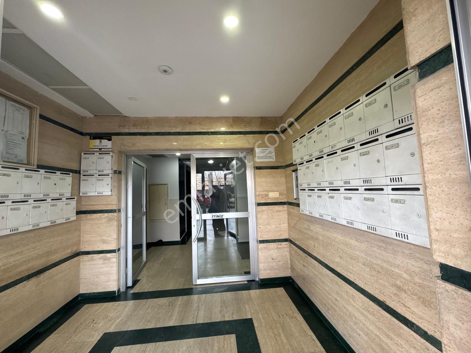 Validesuyu Konutlarında Kaçırılmayacak Fırsat!! Havuzlu 2+1 Daire - Görsel 3