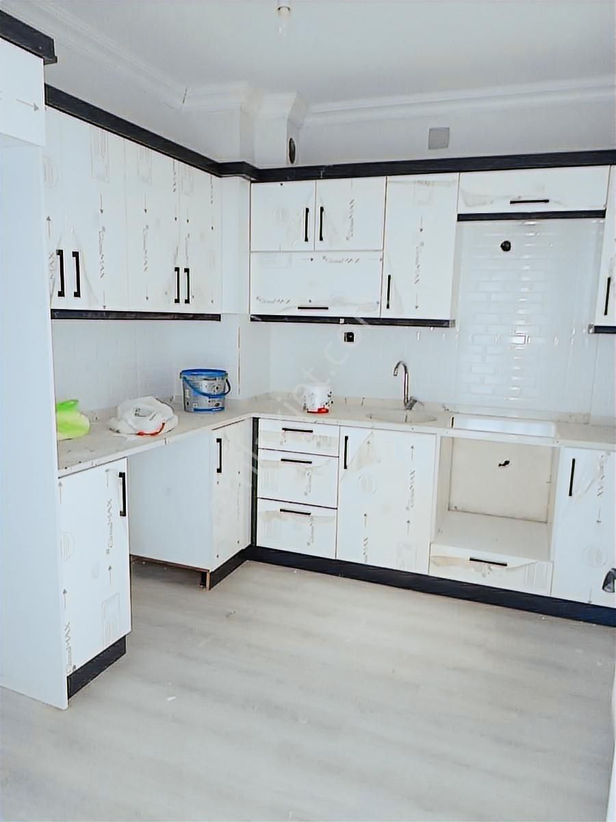 Muhtarım Dan Gönen Çarşı İçinde 187 M2 Şehir Parkına Yakın Daire - Görsel 8