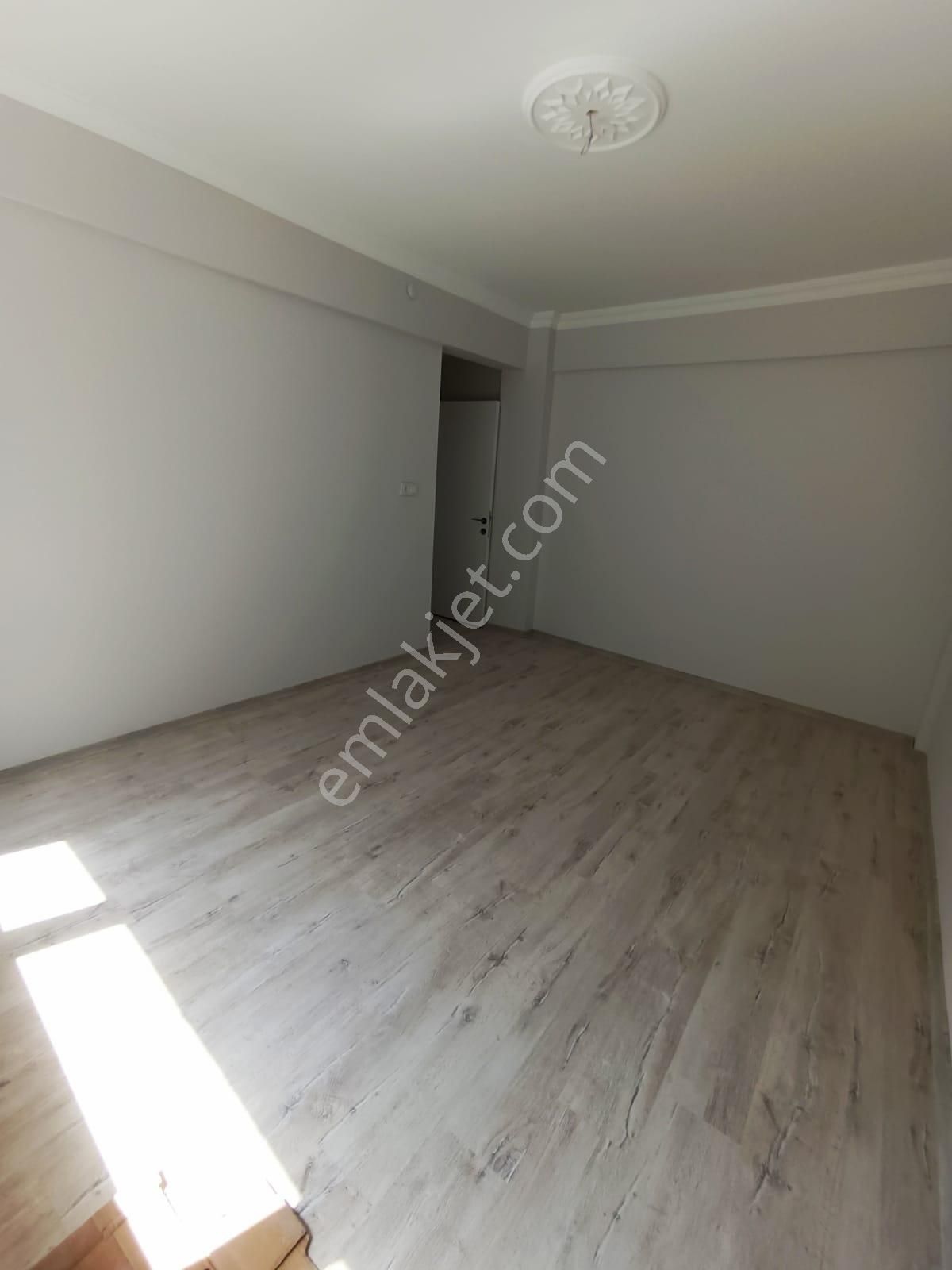 Muhtarım Dan Gönen Çarşı İçinde 187 M2 Şehir Parkına Yakın Daire - Görsel 17