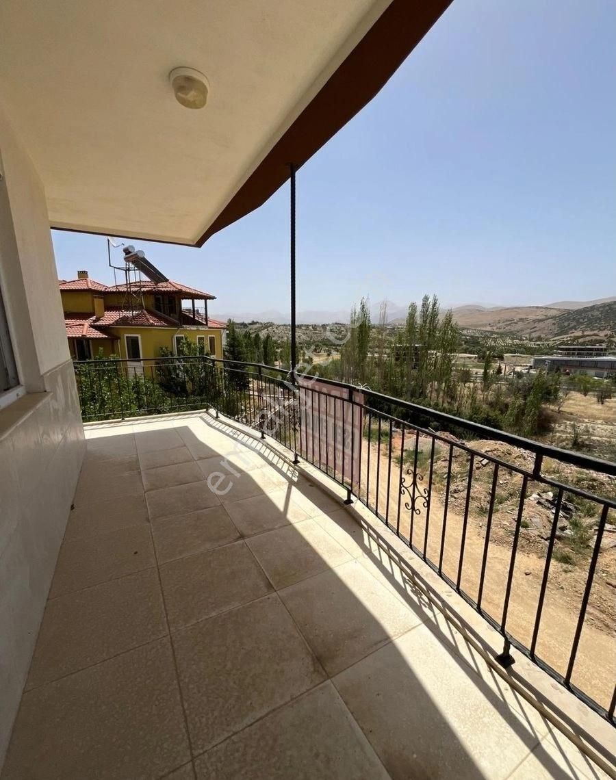 Antalya Elmalı Devlet Hastanesi Ve Otogar Karşısında 3+1 Sobalı Eşyasız Kiralık Daire - Görsel 17