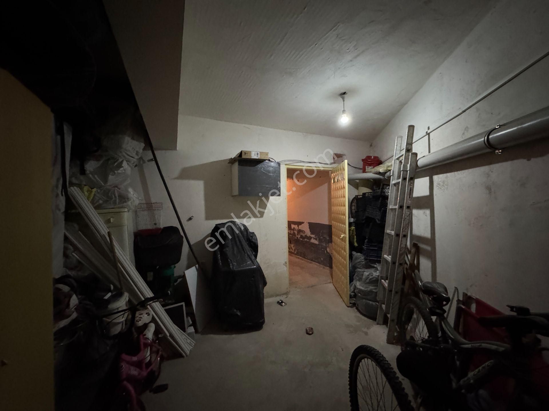 Pursaklar Mehmet Zengin Emlak'tan Asansörlü, Kapalı Otoparklı, Ebeveyn Banyolu, Masrafsız 2+1 - Görsel 39