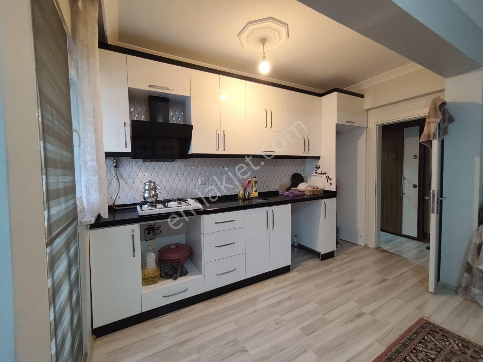 Rüstem Mah. 2+1 Zemin Kat 7 Yıllık Satılık Daire - Görsel 6