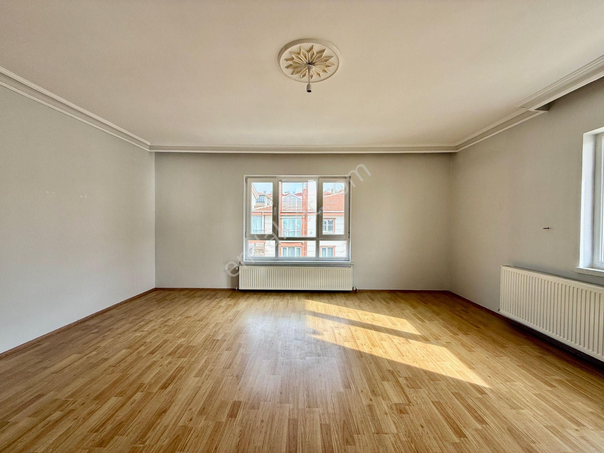 Kalecik Emlak'tan Hicret Camii Yakını Katta G.cephe Kilerli 3+1 Daire - Görsel 8