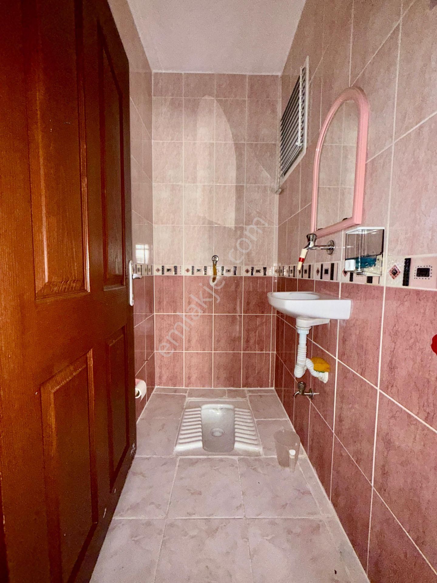 Kalecik Emlak'tan Hicret Camii Yakını Katta G.cephe Kilerli 3+1 Daire - Görsel 19